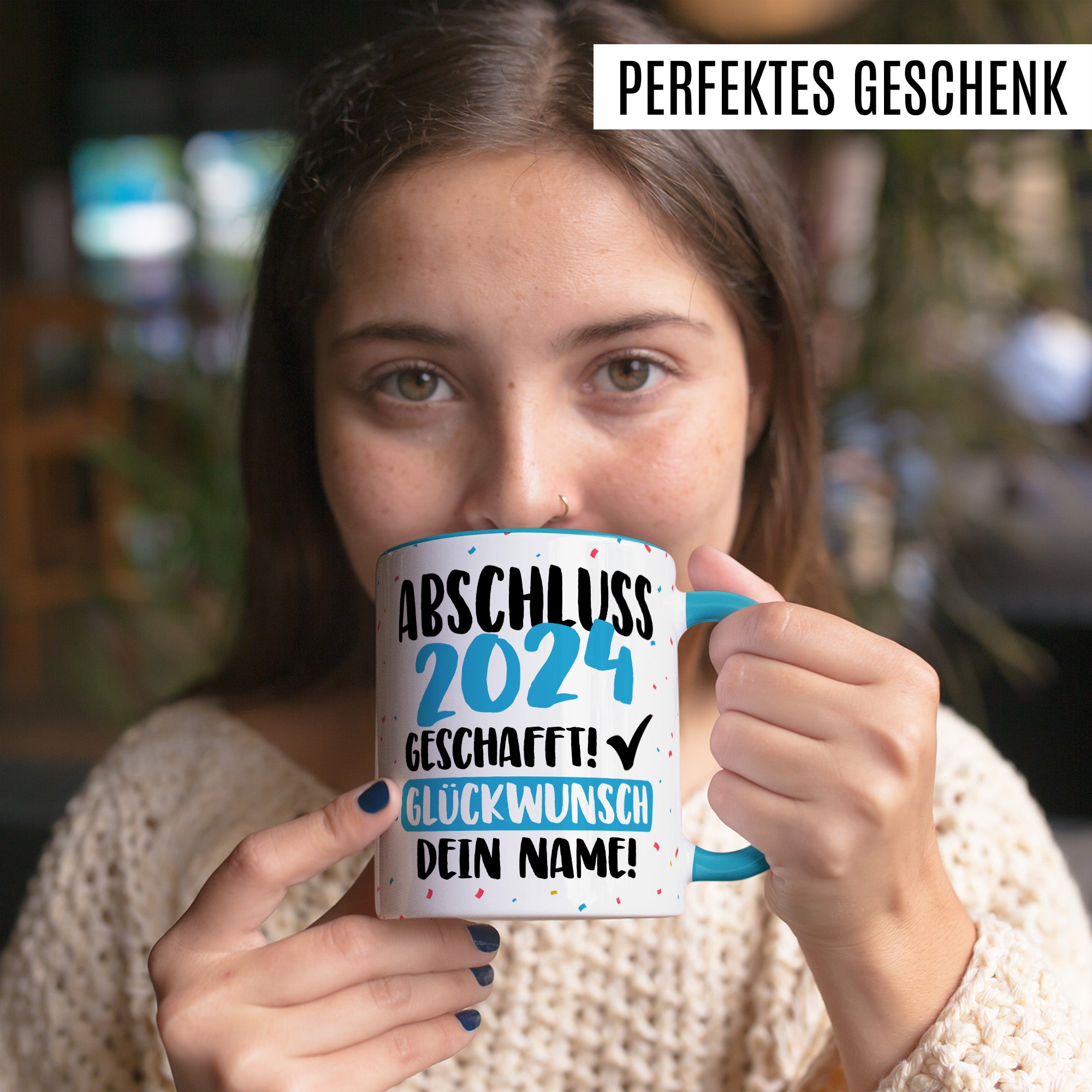 Tasse personalisiert Examen Geschenk Examen 2024 geschafft! - Glücwunsch dein Name Geschenkidee Kaffee-Becher Kaffeetasse Tasse mit Spruch pesonalisierbar eigener Name Schulabschluss