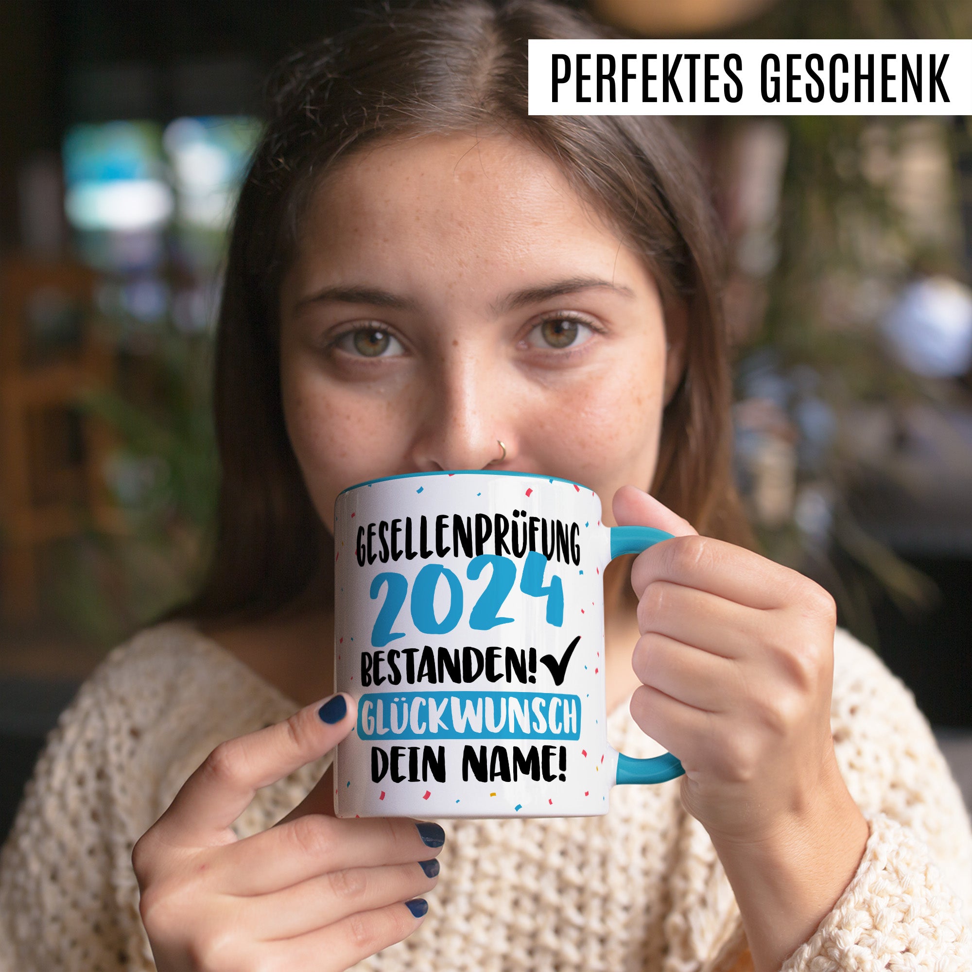 Tasse personalisiert Examen Geschenk Examen 2024 geschafft! - Glücwunsch dein Name Geschenkidee Kaffee-Becher Kaffeetasse Tasse mit Spruch pesonalisierbar eigener Name Schulabschluss