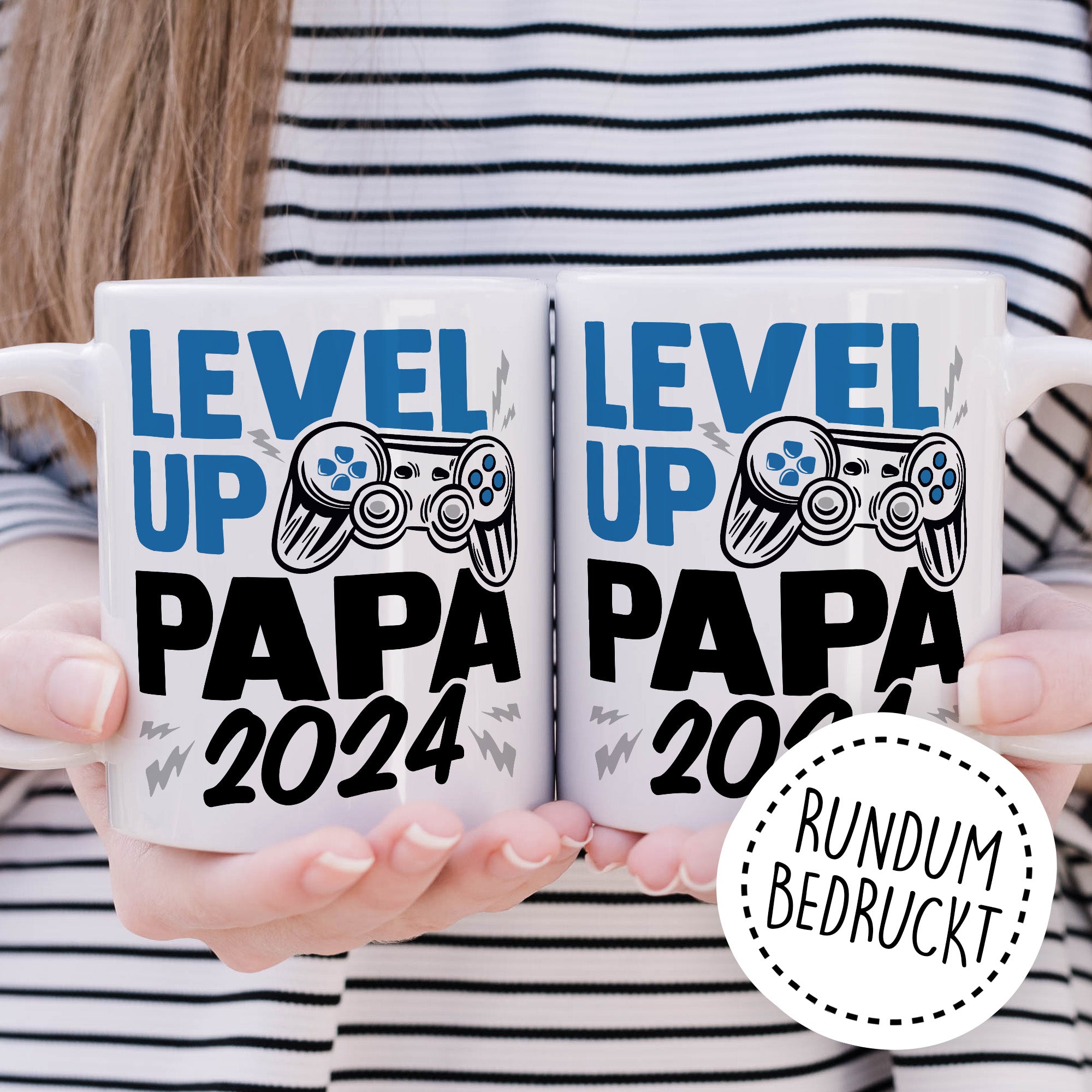 Tasse Vater, Level up - Papa 2024 Geschenk werdender Papa Geschenkidee Vaterschaft Kaffee-Becher Kaffeetasse mit Spruch Gaming Teetasse Motiv Gamer zukünftiger Vater Geburt