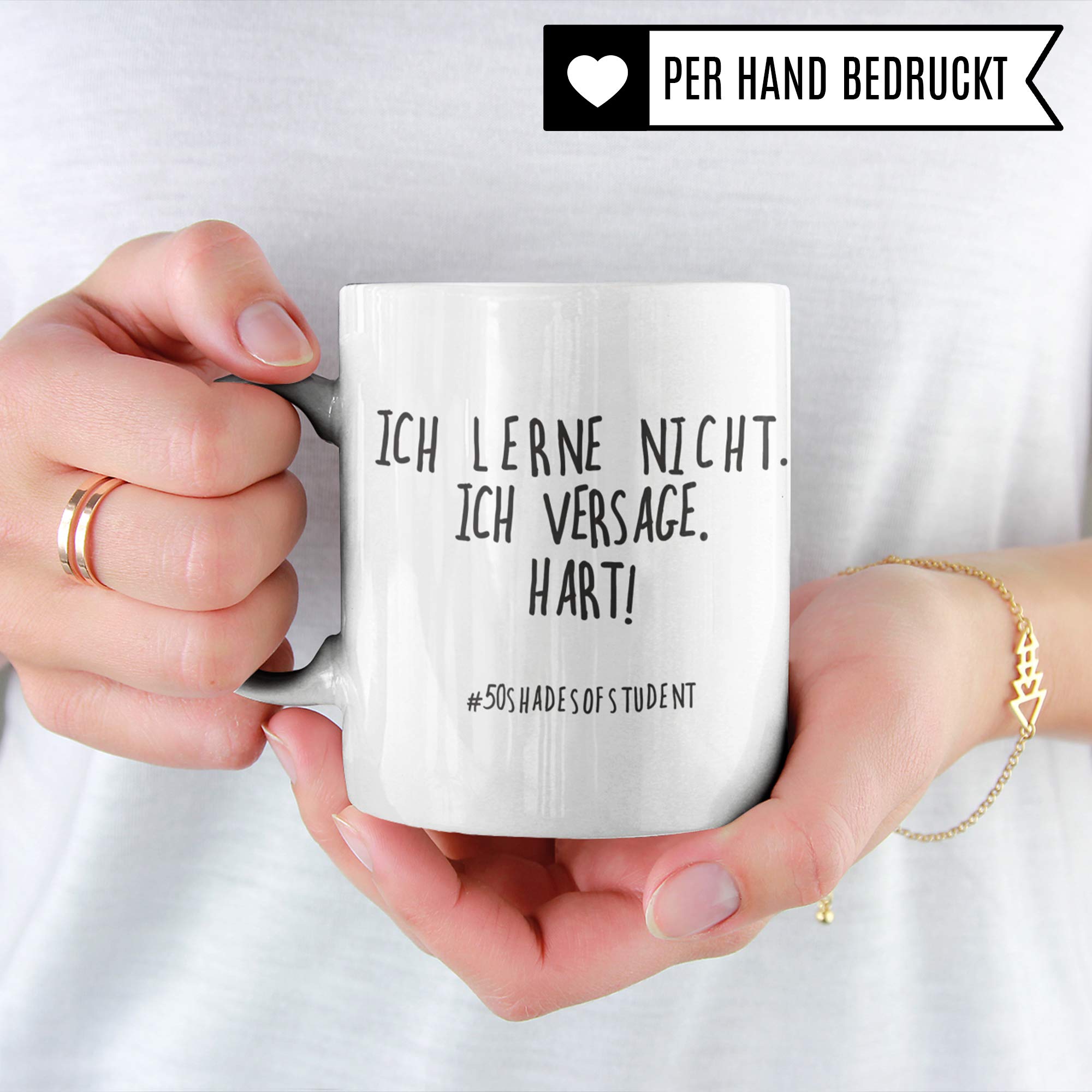 Pagma Druck Tasse Studium, Studenten Geschenk, Studentin Geschenkidee Student Uni Witz Becher, Kaffeetasse lustig Universität Studieren Anfang Beginn, Semester Kaffeebecher