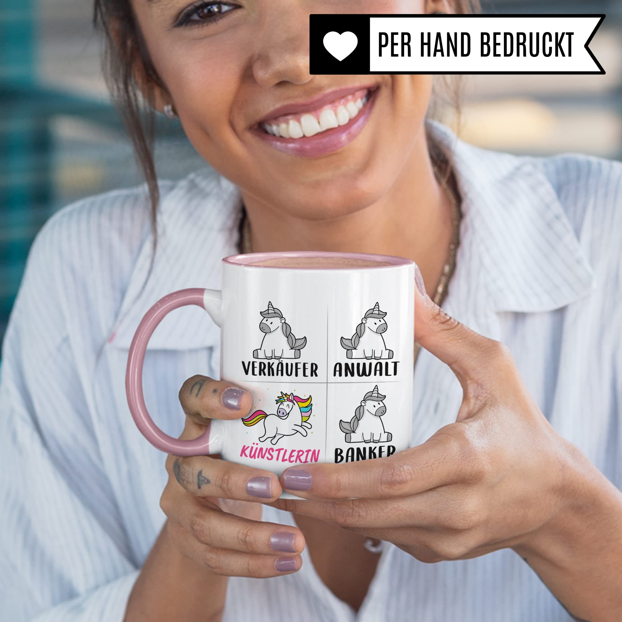 Künstlerin Tasse lustig, Künstlerin Geschenk Beruf, Spruch Kunstschaffende Geschenkidee, Kaffeetasse Beruf Kunst Kaffeebecher Einhorn Frauen Teetasse Becher