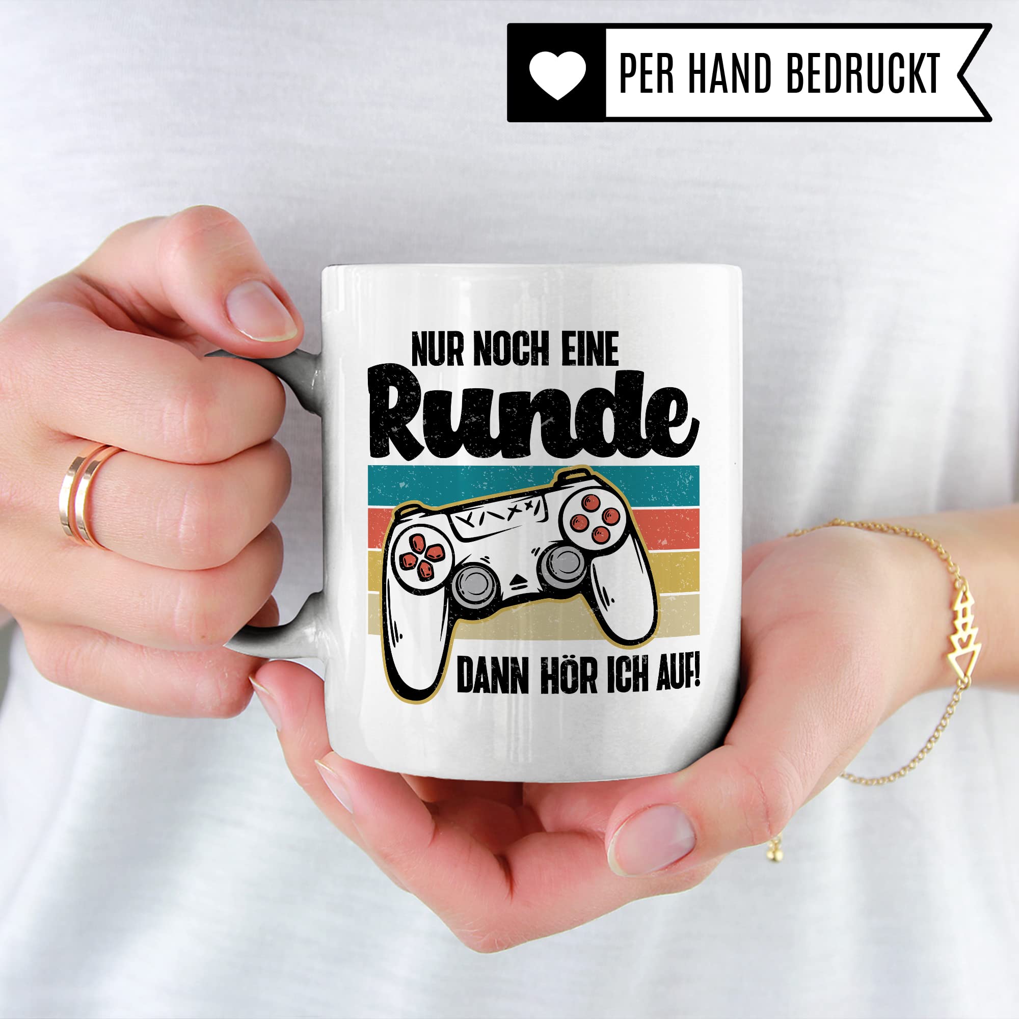 Tasse Gamer, Nur noch eine Runde - dann hör ich auf! Geschenkidee für Computerspieler, Gaming-Fans und Zocker Kaffee-Becher Nerd Gaming Kaffeetasse mit Spruch lustig Geschenk