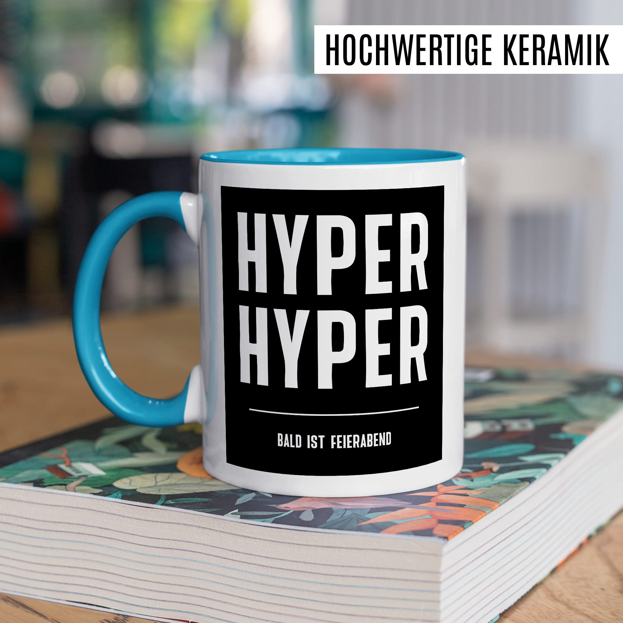 HYPER HYPER Tasse mit Spruch bald ist Feierabend Kaffeetasse lustig 90er Rave Kaffee-Becher Arbeit lustig Geschenkidee Kollegen Humor Scooter Büro Tasse Witz Geschenk Kollegin Kollege