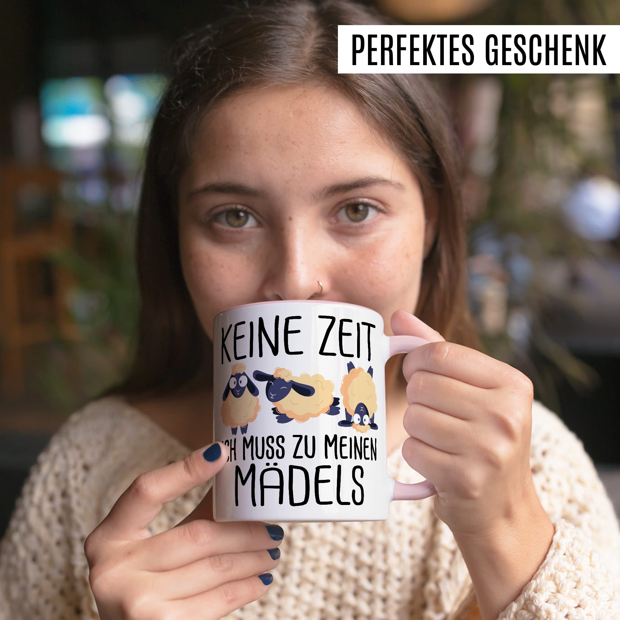 Mädels Tasse Schaf lustige Schafe Kaffeetasse Geschenk Kaffee-Becher Schäfchen süß Geschenkidee Mädchen Kollegin Humor Tante Freundin Wolle Cartoon Schaf Aufdruck witzig Bäuerin Bauernfrau