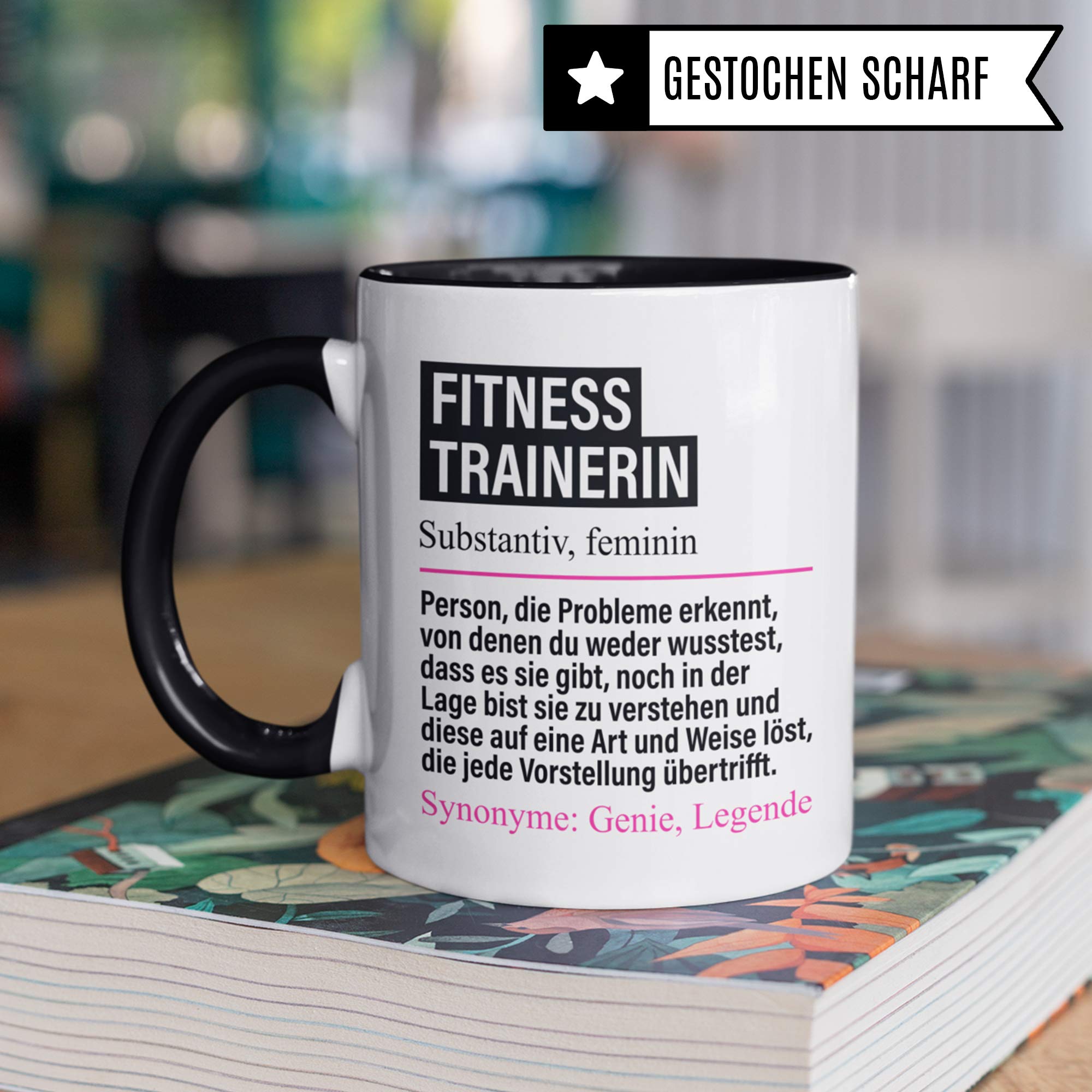 Pagma Druck Tasse Fitnesstrainerin lustig, Fitnesstrainerin Geschenk, Spruch Trainerin Geschenkidee, Kaffeetasse Ausbildung Lehre Beruf Fitnesstraining Kaffeebecher Teetasse Personal Training Becher