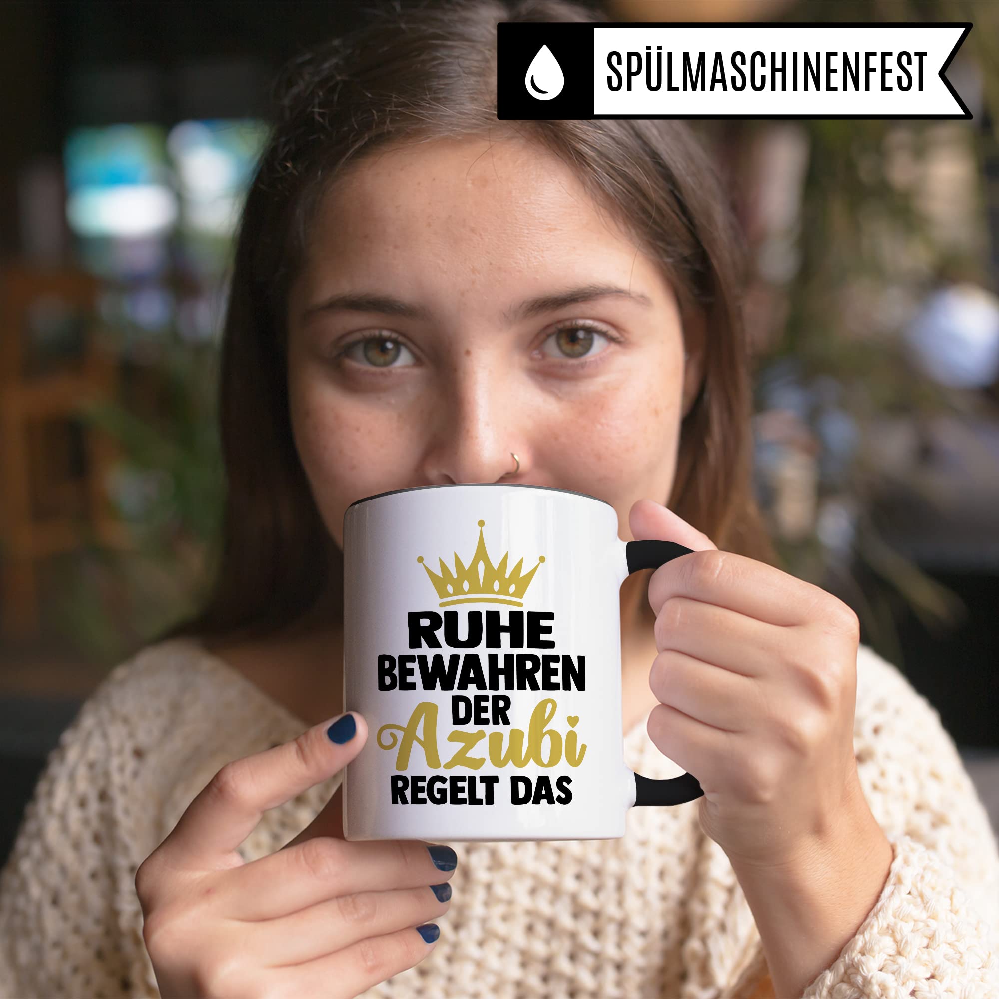 Azubine Tasse Geschenk, Ruhe bewahren die Azubine regelt das Kaffetasse mit Spruch lustig Geschenkidee Auszubildende Kaffee-Becher Humor Teetasse Ausbildung Lehrling