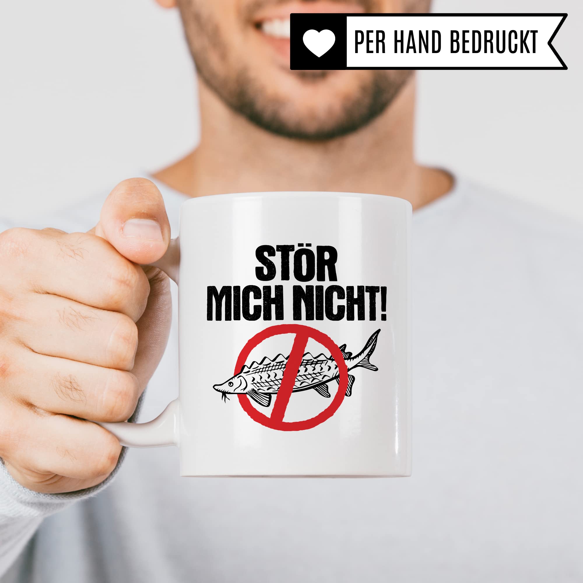 Tasse Angler Geschenk, Stör mich nicht! Geschenkidee Fischer Fisch-Liebhaber Kaffeetasse mit Spruch lustig Kaffee-Becher Wortwitz Fischart Stör Teetasse