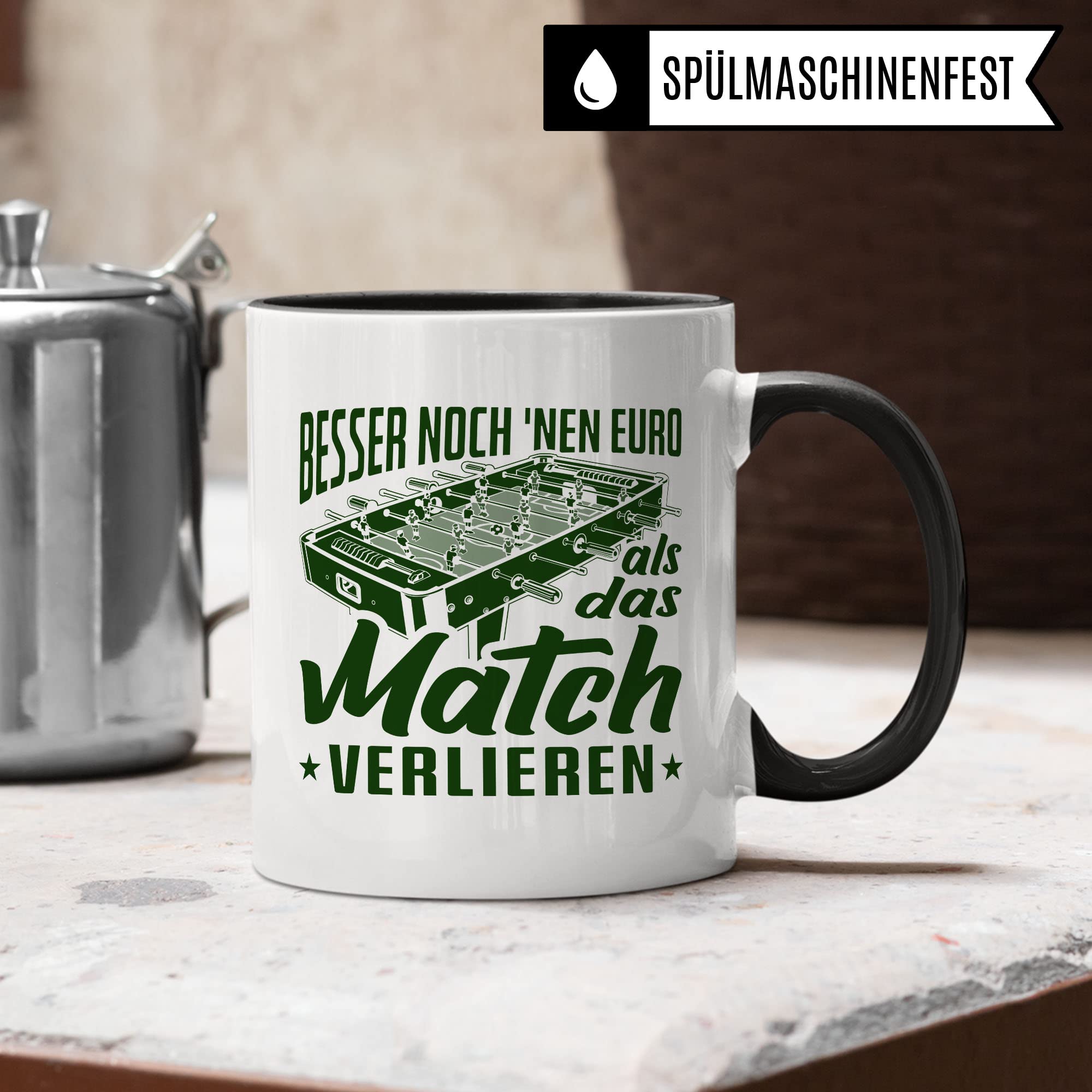 Kicker Tasse Geschenkidee Tischfußball Kaffeetasse Humor Witz Geschenk für Tischkicker Spieler Kaffeebecher Kickern Becher