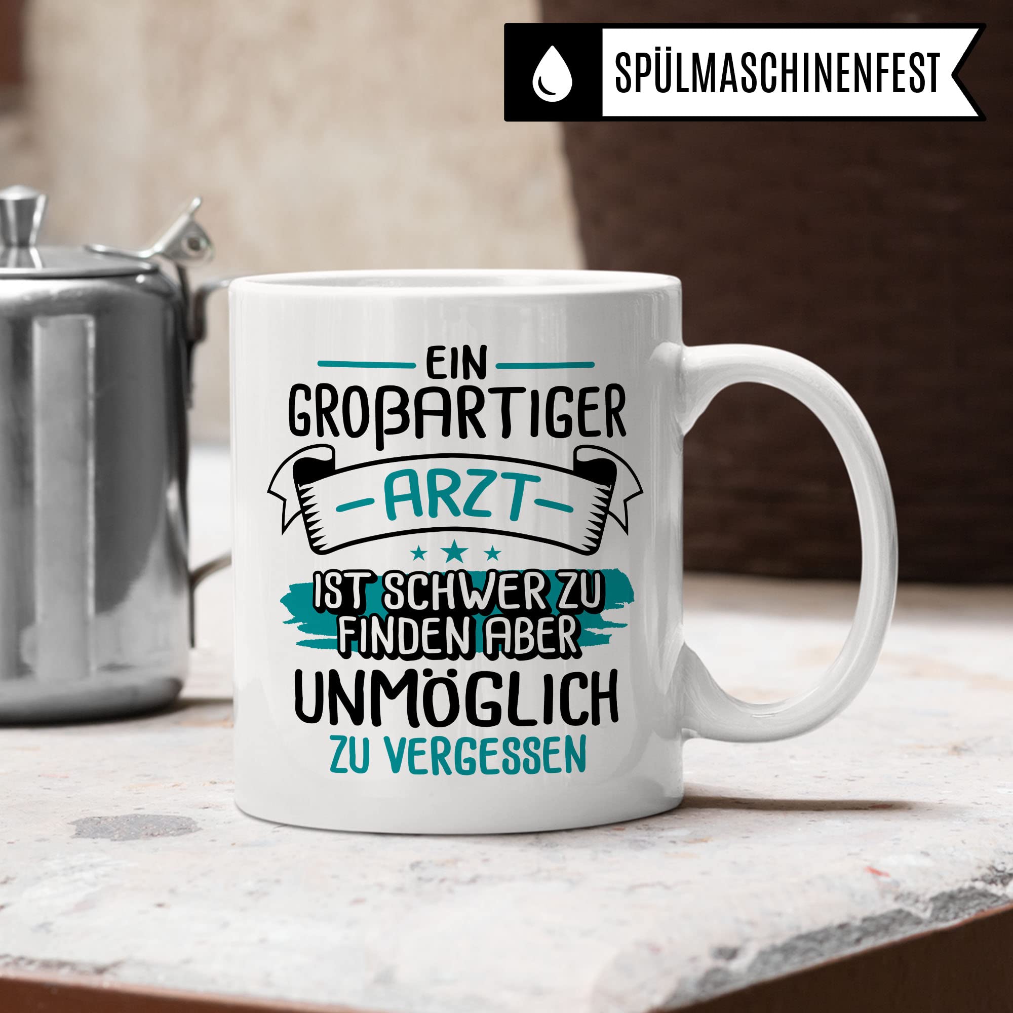 Arzt Tasse, Ein großartiger Arzt ist schwer zu finden aber unmöglich zu vergessen, Arzt Danke Geschenk, Dankeschön Tasse schöner Spruch Kaffeetasse Berufe Tasse