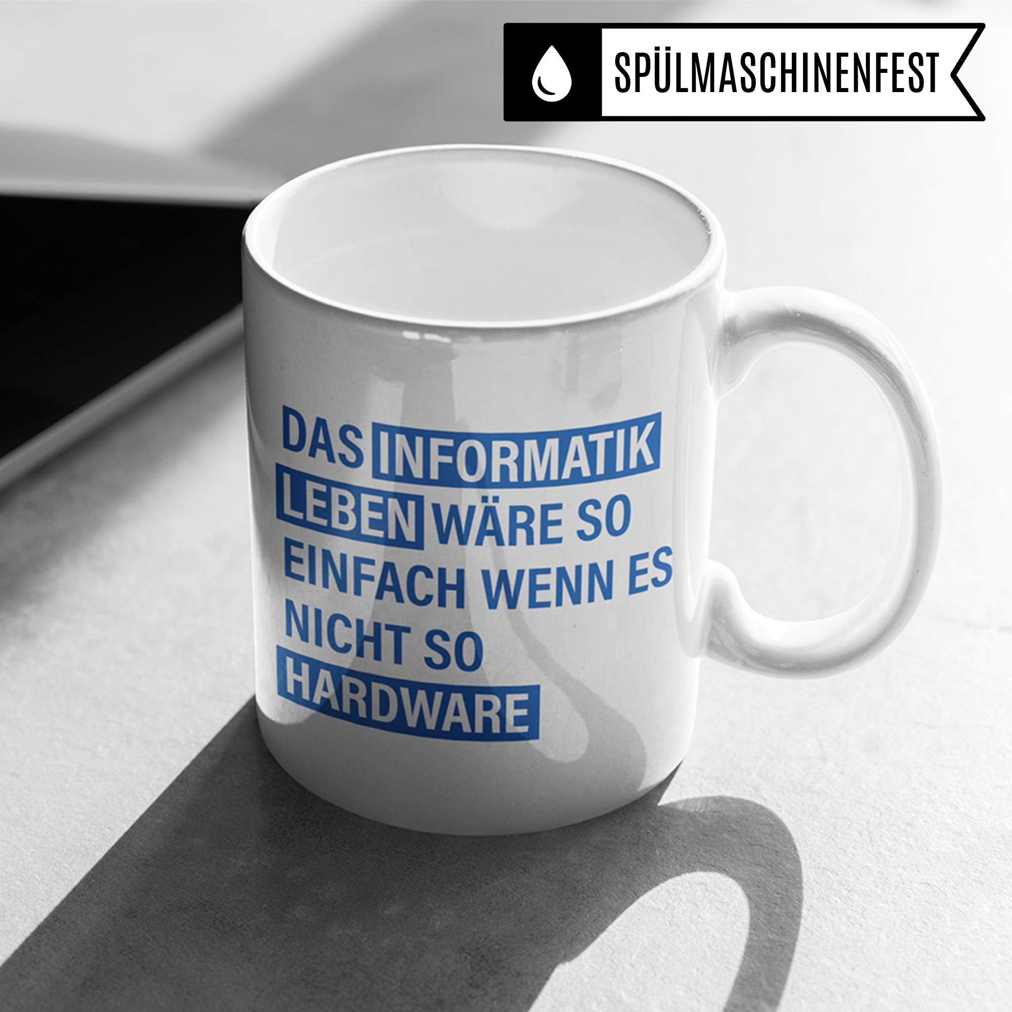 Pagma Druck Informatiker Tasse, Informatiker Geschenk IT Programmierer, Becher Debugging Spruch Programmieren Informatik Geschenkidee, Entwickler Admin Coder Developer Programmer Kaffeetasse lustig