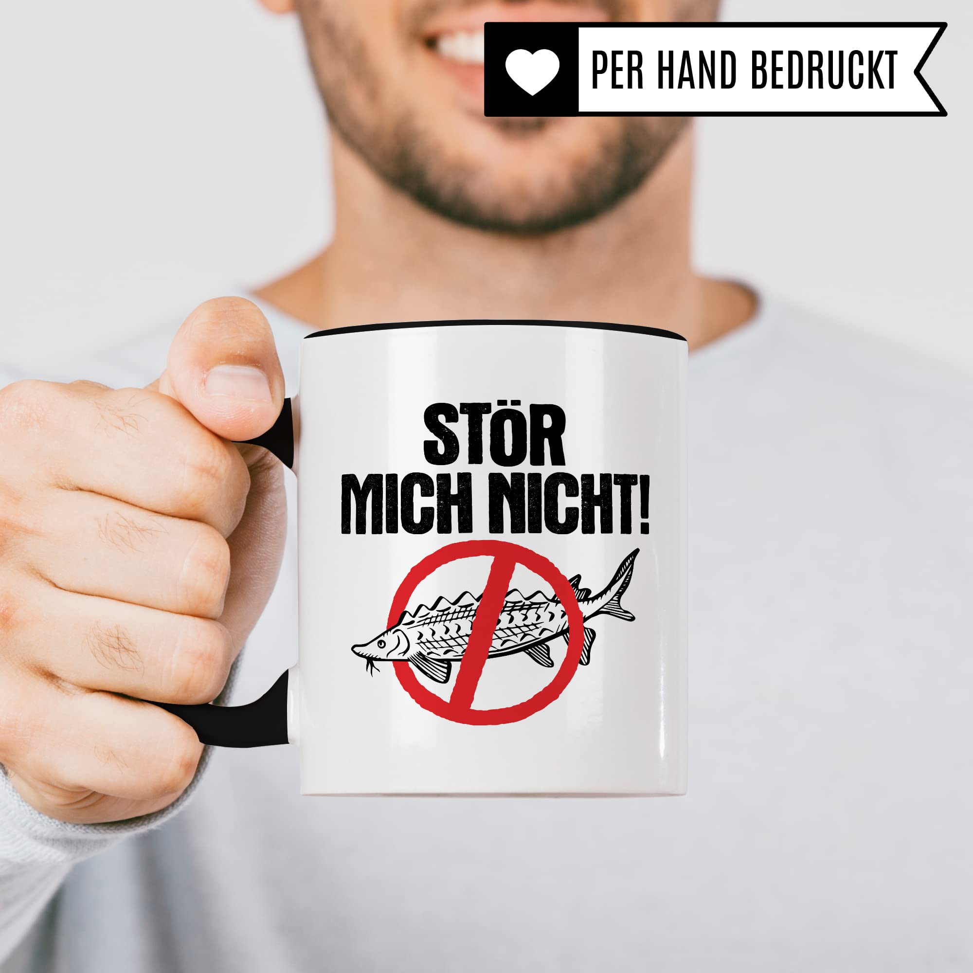 Tasse Angler Geschenk, Stör mich nicht! Geschenkidee Fischer Fisch-Liebhaber Kaffeetasse mit Spruch lustig Kaffee-Becher Wortwitz Fischart Stör Teetasse