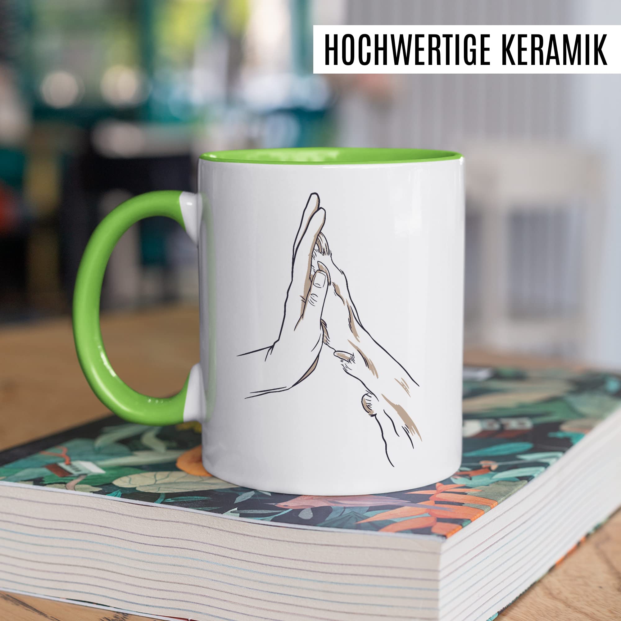 Tasse Hund & Mensch Geschenk Geschenkidee Herrchen Frauchen Hundemama Hundepapa Vierbeiner Comic Kaffeetasse mit Hundemotiv Kaffee-Becher Hund mit Mensch Teetasse Hand und Pfote