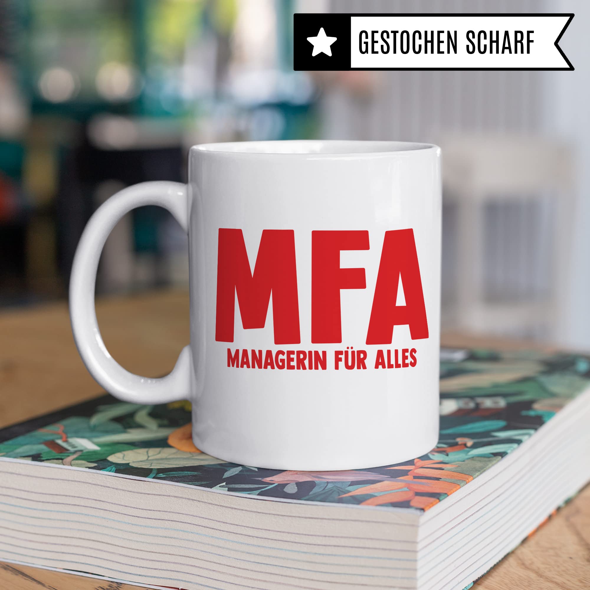MFA Tasse, MFA - Managerin für alles, Krankenschwester Geschenk Arzthelferin Medizinische Fachangestellte Arzthelferin Kaffee-Becher Medizin Gesundheit