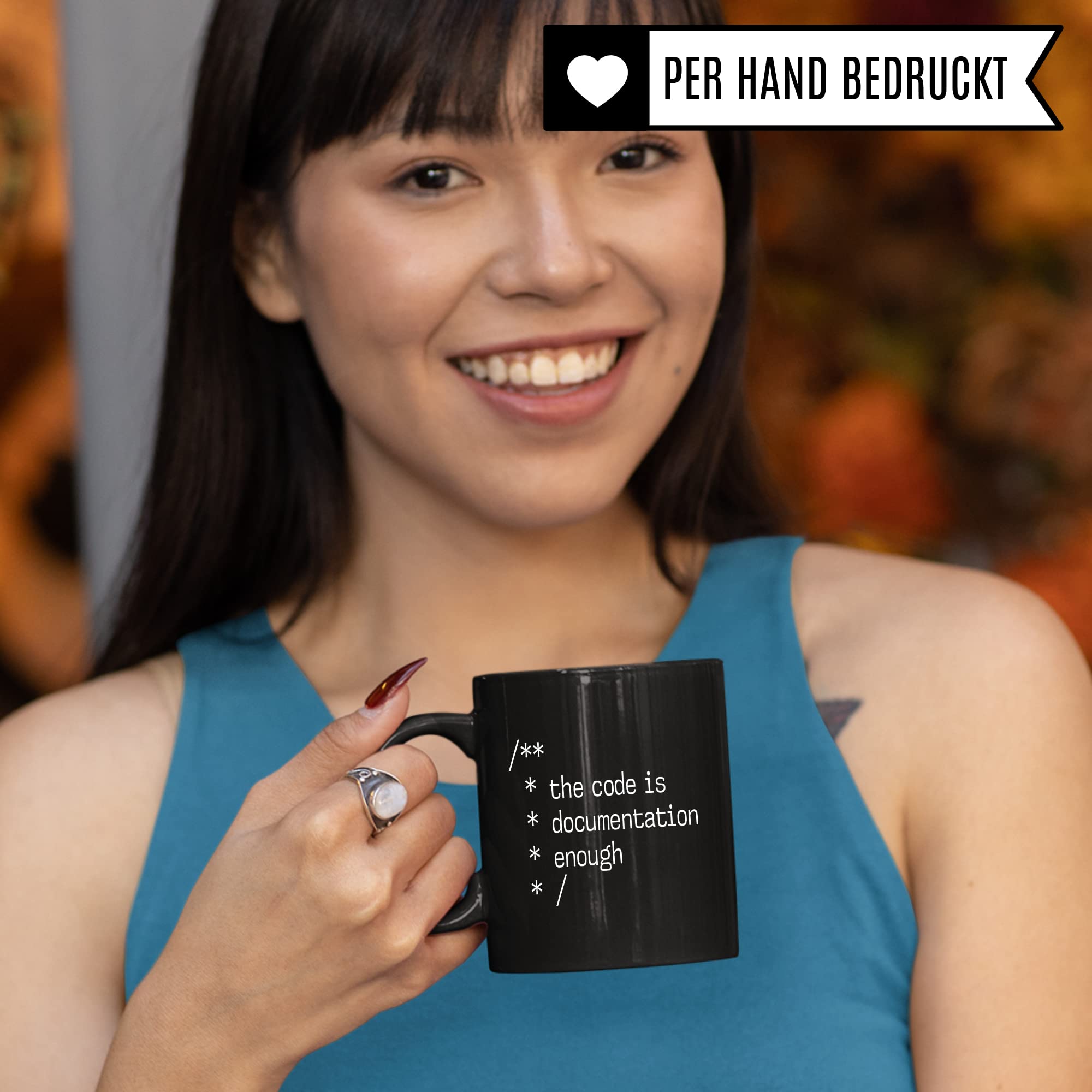 Informatik Geschenk Tasse, The Code is Documentation enough Geschenkidee für Informatiker Kaffee-Becher Informatikerin Programmierer Kaffeetasse mit Spruch lustig Code