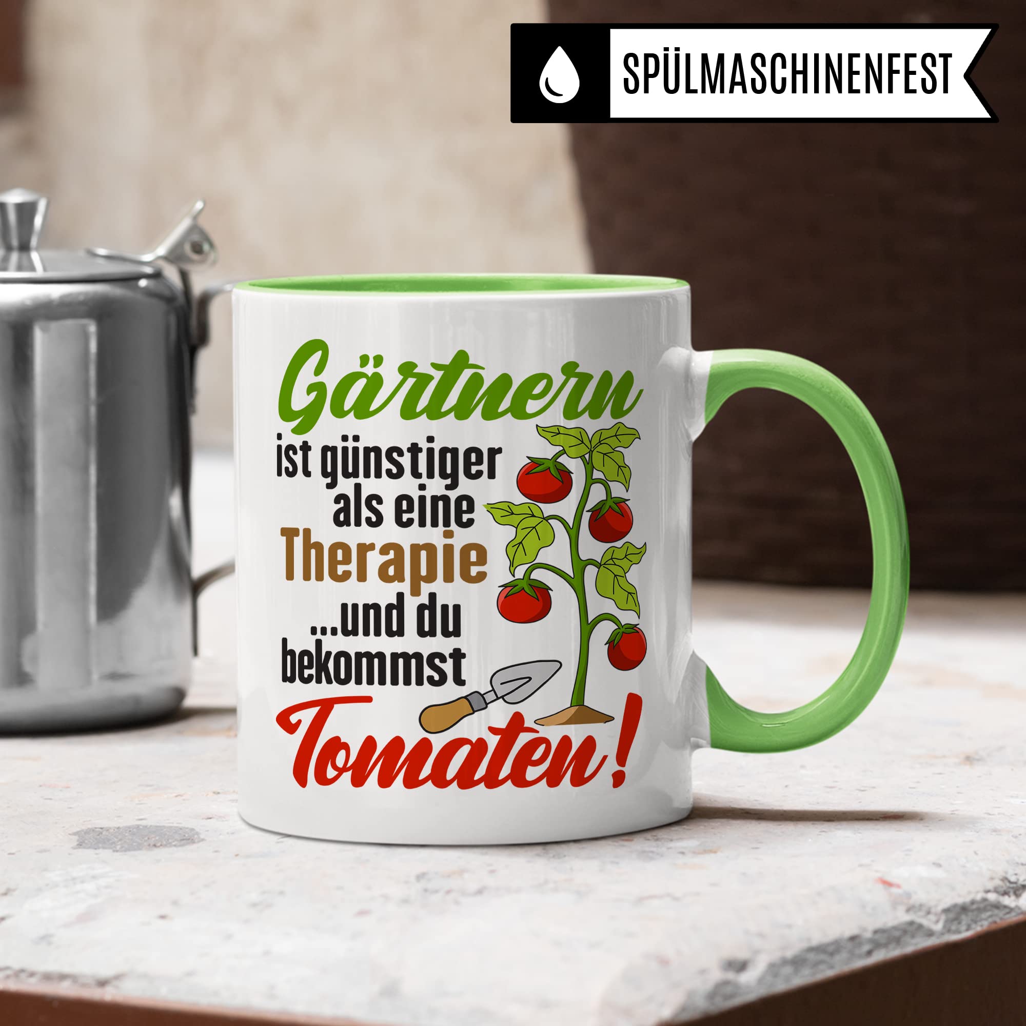 Garten Tasse, Gärtnern ist günstiger als eine Therapie - ...und du bekommst Tomaten!, Geschenk Gartenliebhaber Garten-Motiv Kaffeebecher Hobby-Gärtner Hobby-Gärtnerin, Tomaten-Pflanzen-Motiv Kaffeetasse