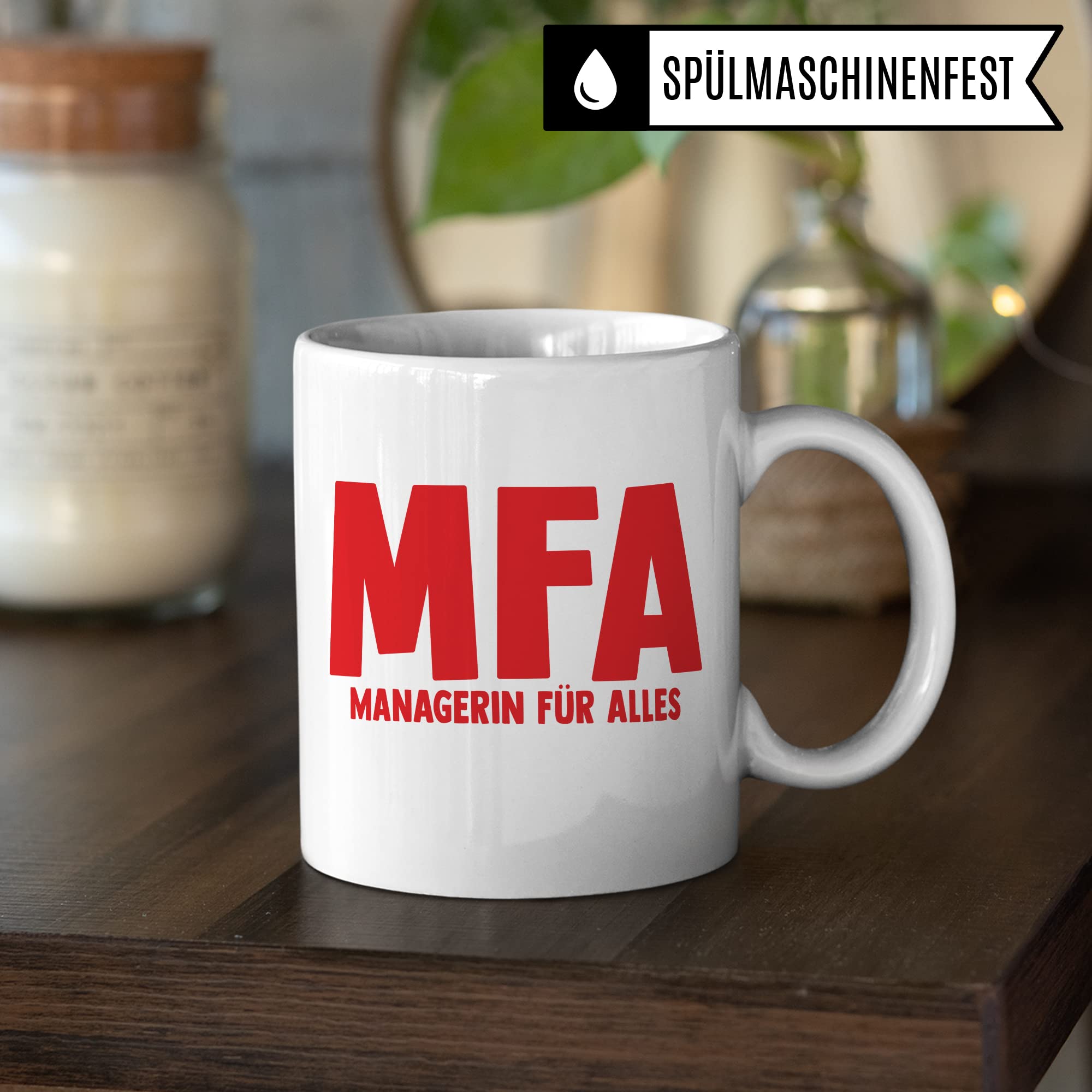 MFA Tasse, MFA - Managerin für alles, Krankenschwester Geschenk Arzthelferin Medizinische Fachangestellte Arzthelferin Kaffee-Becher Medizin Gesundheit