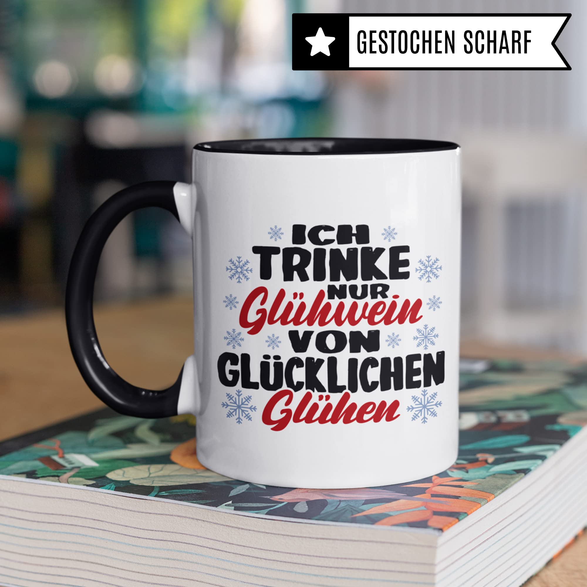 Tasse mit Spruch: "Glühwein von glücklichen Glühen" Geschenk Weihnachten Winter Glühwein-Becher Geschenkidee Punsch lustig