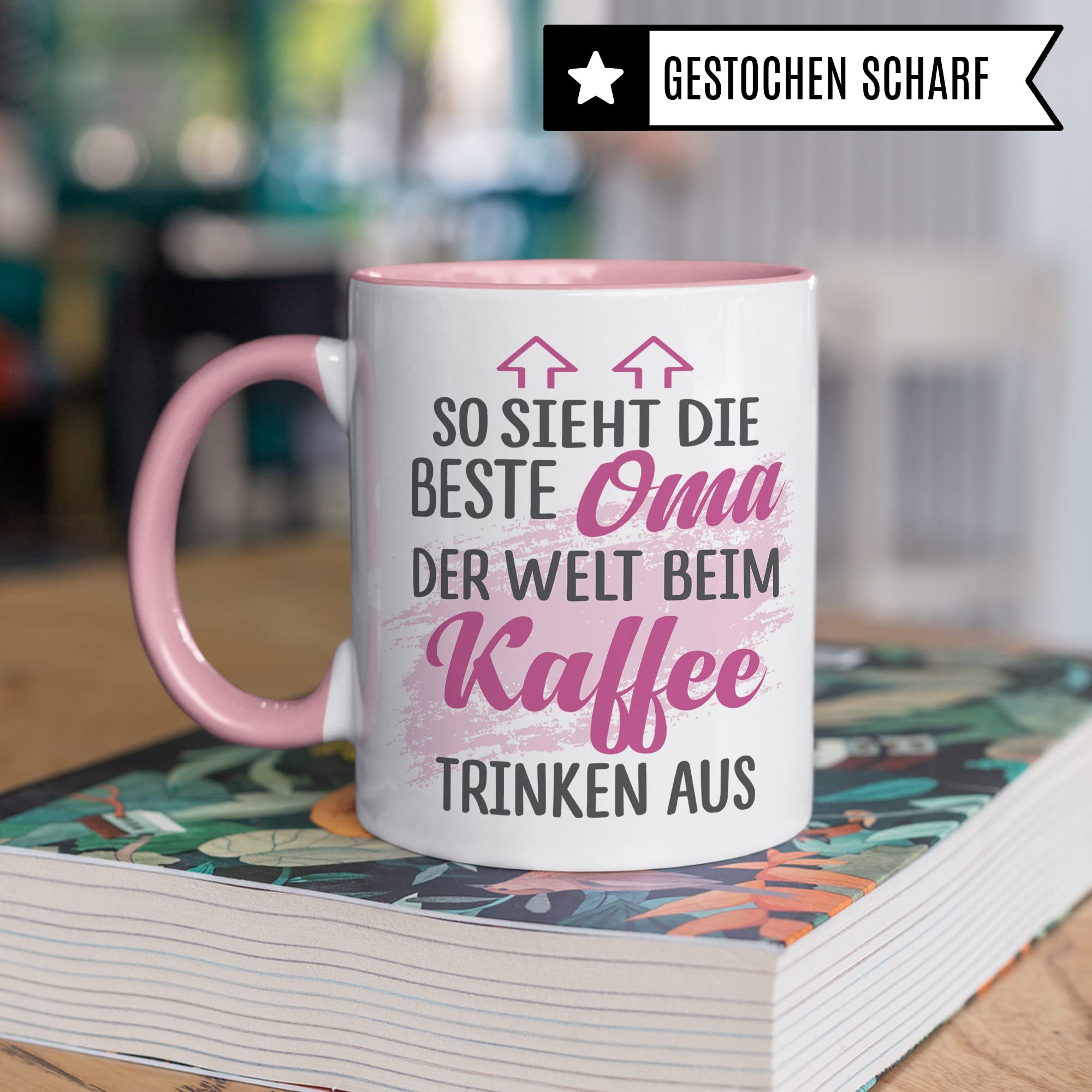 Tasse Oma Geschenk, So sieht die beste Oma der Welt beim Kaffee trinken aus Geschenkidee Großmutter Kaffeetasse mit Spruch Kaffee-Becher Teetasse Familie