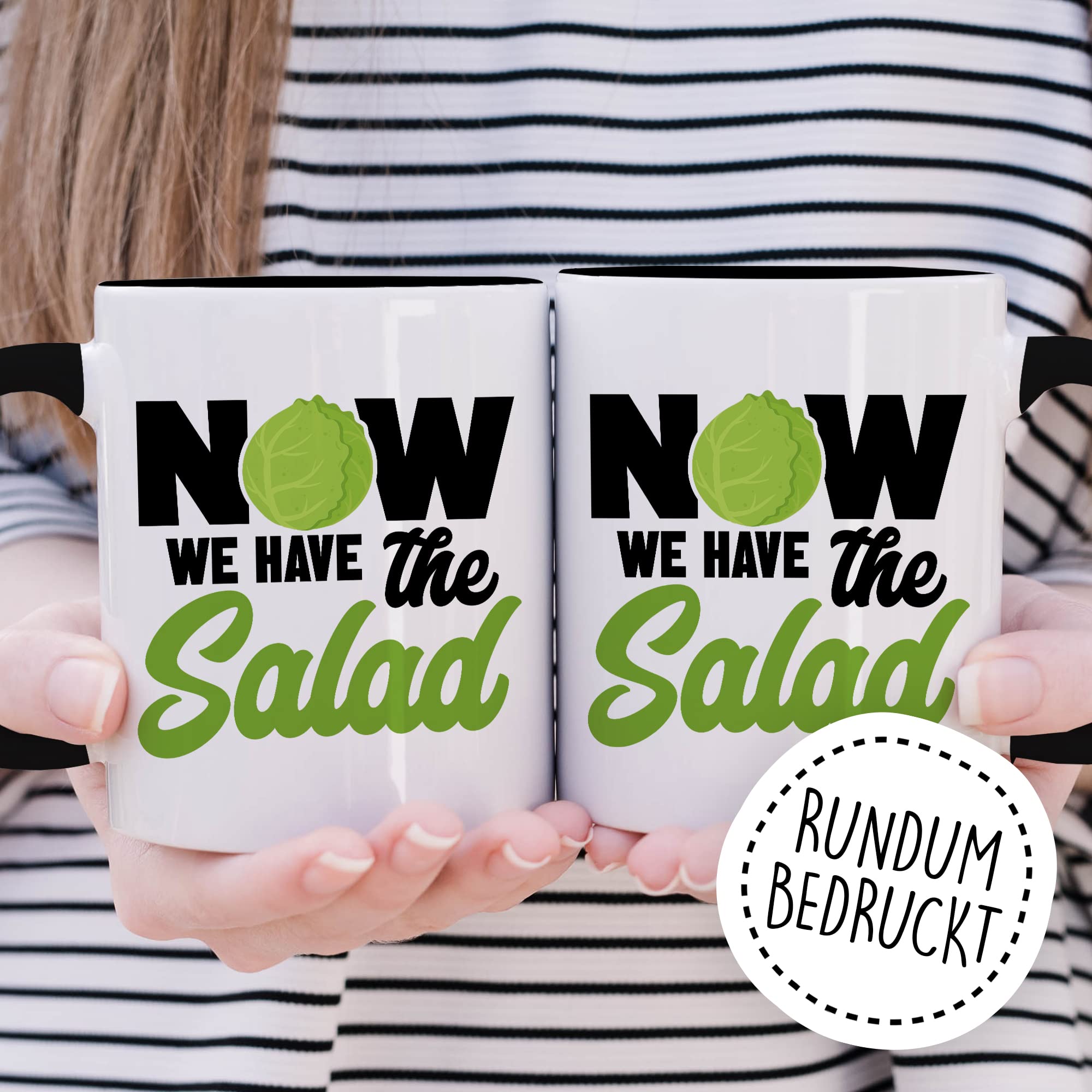 Witz Tasse mit Spruch Denglisch Kaffeetasse Humor Now we have the salad Witz Kaffee-Becher Englisch-Lehrer Geschenk lustig Jetzt haben wir den Salat Sprichwort Geschenkidee Wortspiel