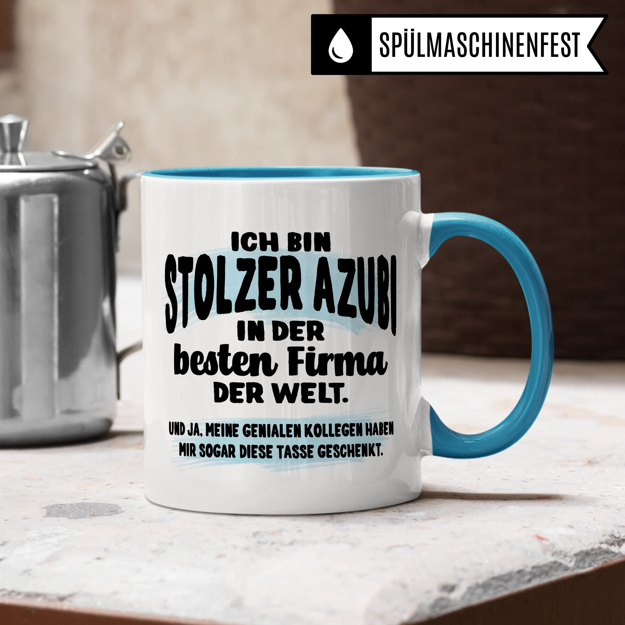 Stolzer Azubi Tasse Kaffeetassen Azubi Ausbildung Kaffee-Becher Lehrling Ausbildung Beste Firma Spruch Becher Geschenkidee Azubi-Geschenk Auszubildender lustig Witz Humor