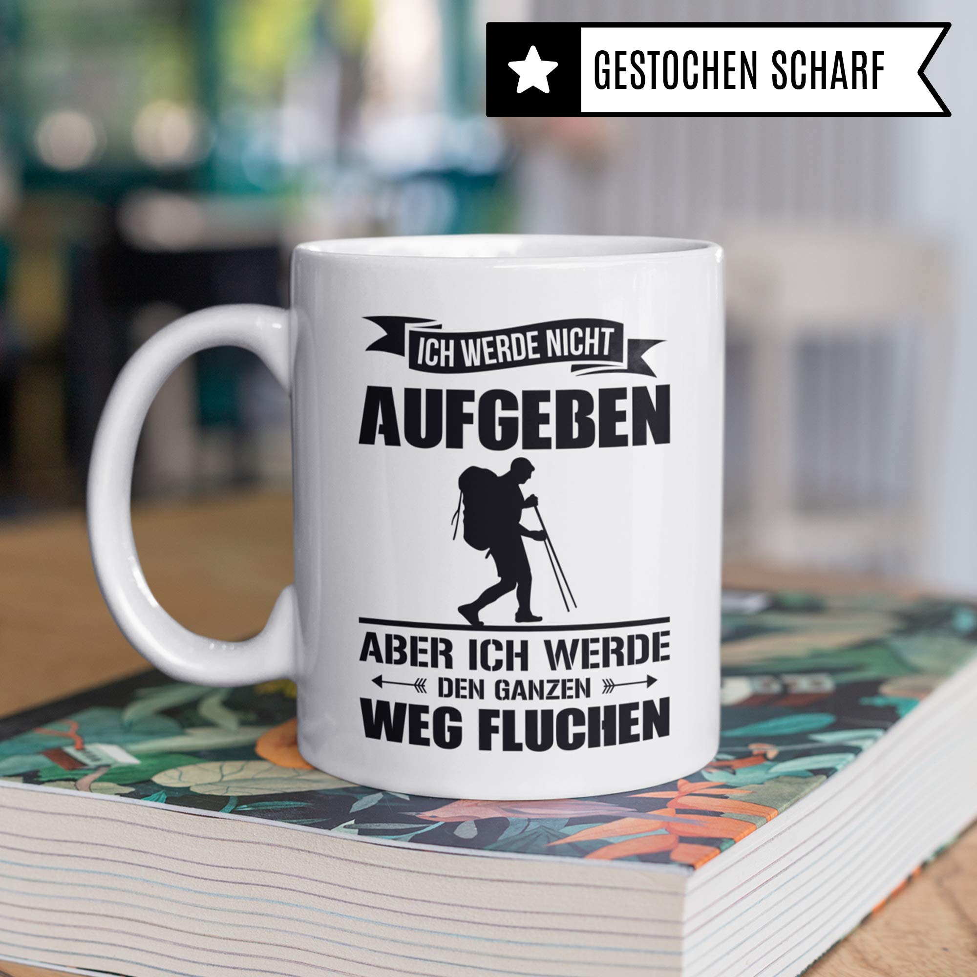 Pagma Druck Wandern Tasse, Berg Geschenk, Kaffeetasse Wanderung Bergsteigen Berggehen Spruch, Berge Gebirge Alpen Becher, Mountains Kaffeebecher für Wanderer & Bergsteiger