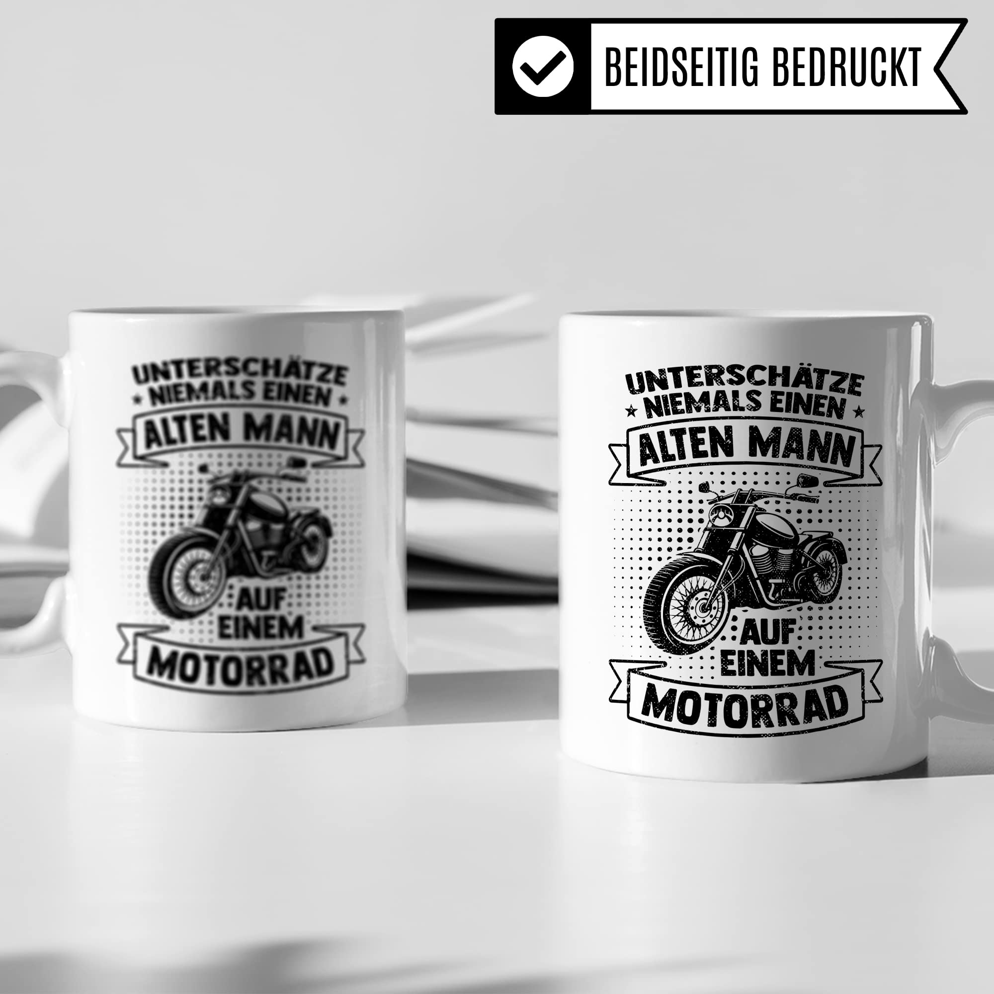 Motorrad Tasse, Unterschätze niemals einen alten Mann auf einem Motorrad, Biker Geschenk Spruch lustig Motiv Geschenkidee Kaffeetasse Motorradfahrer Männer Kaffeebecher