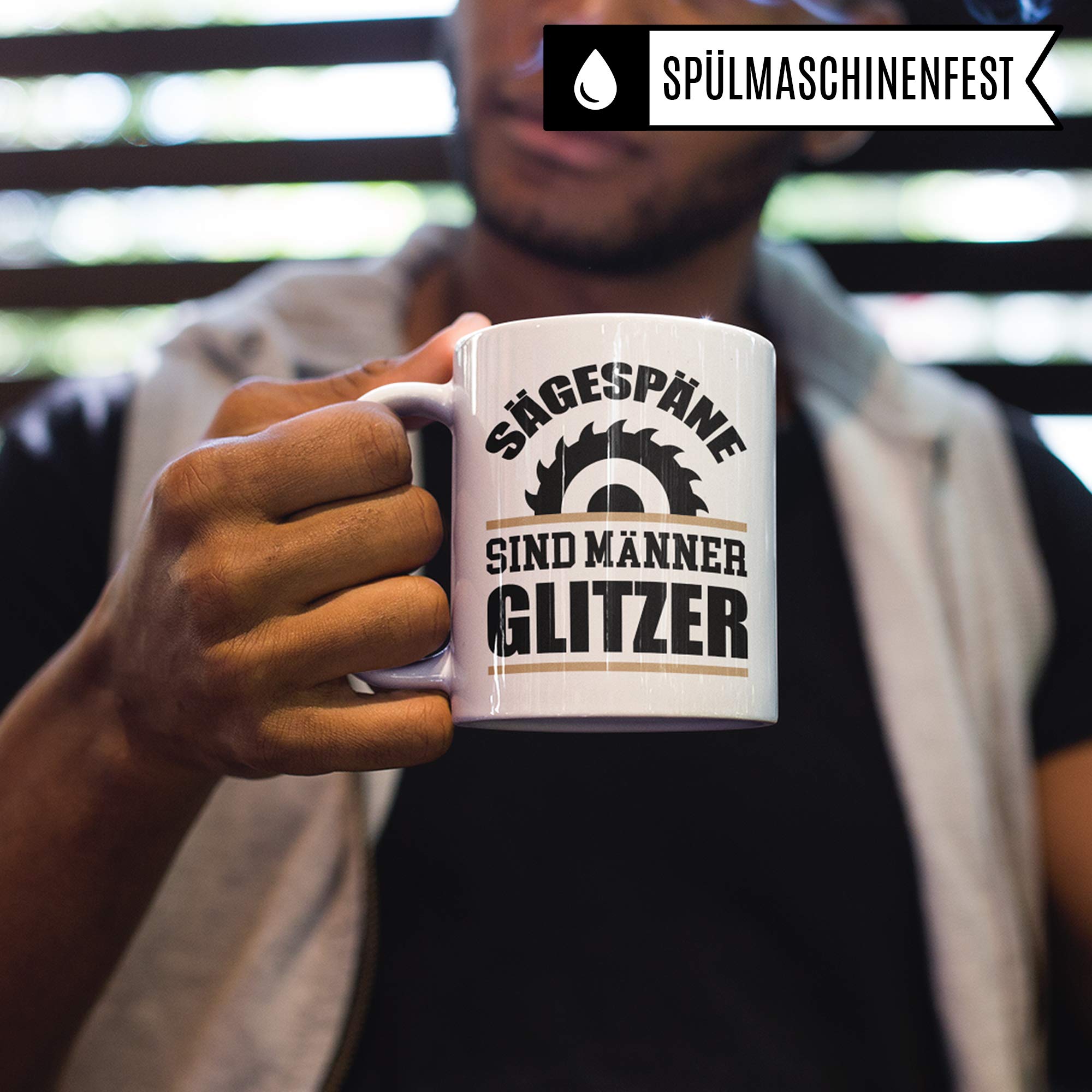 Pagma Druck Sägespäne Tasse, Waldarbeiter Holzfäller Geschenk für Förster Forstwirt Männer Sägen Kaffeebecher, Spruch Wald Holz Becher Geschenkidee, Waldarbeiten Kaffeetasse