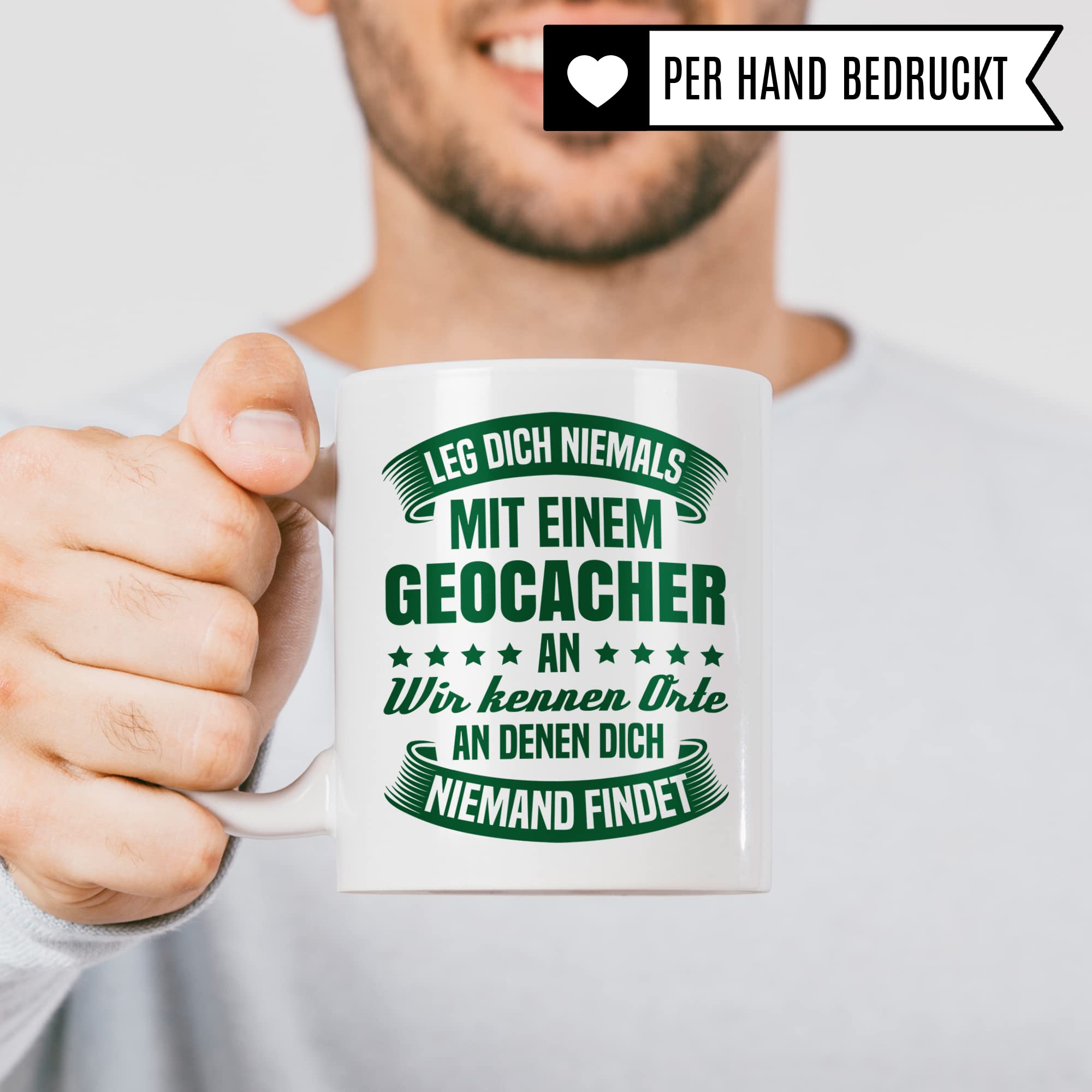 Geocacher Tasse, Geocaching Geschenk Cacher Kaffeebecher Kaffeetasse Humor Witz Geschenkidee für Geocaches Gps Becher