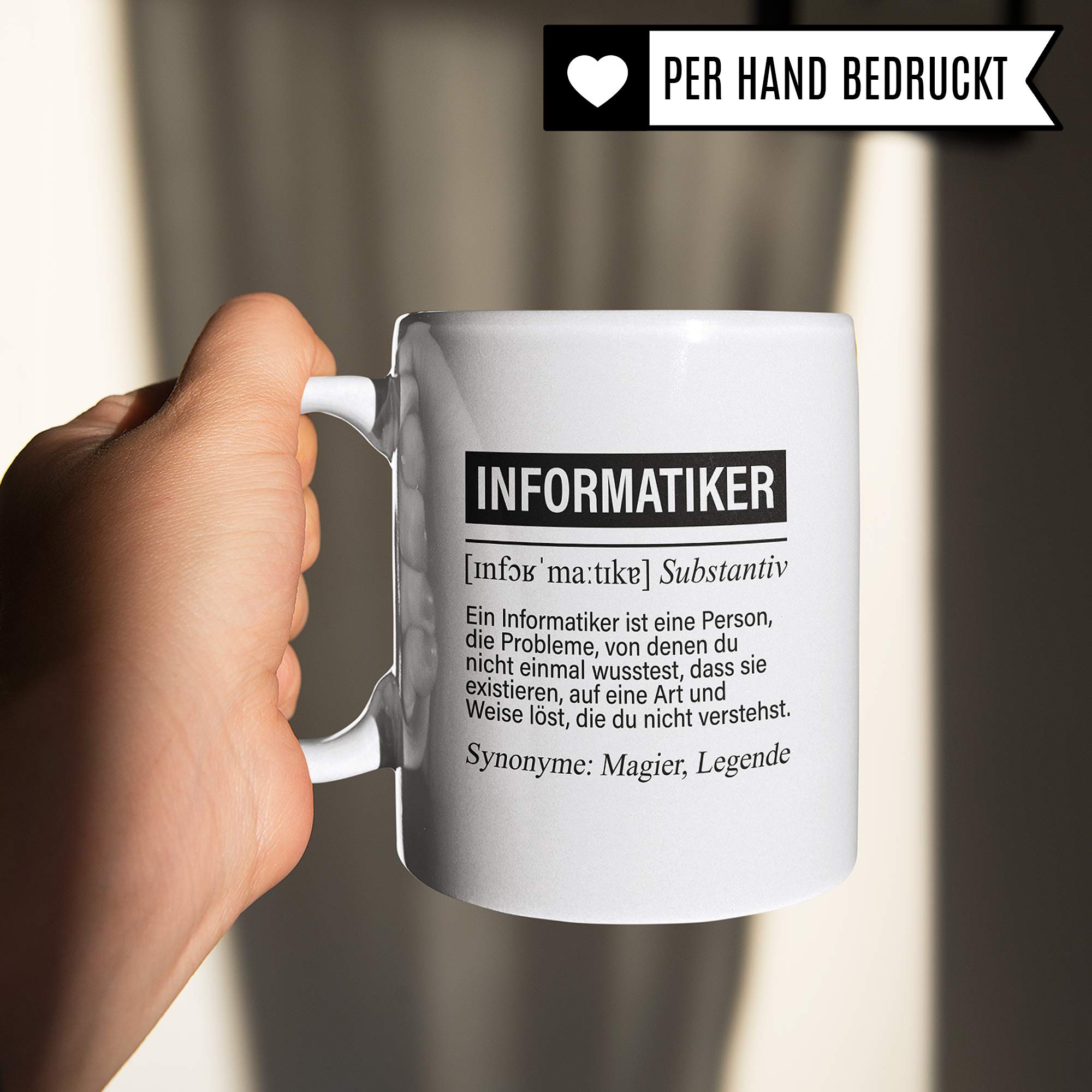 Pagma Druck Informatiker Tasse, IT Informatiker Geschenke lustig, Programmierer Becher Debugging Spruch Programmieren Informatik Geschenkidee, Entwickler Coder Developer Kaffeetasse