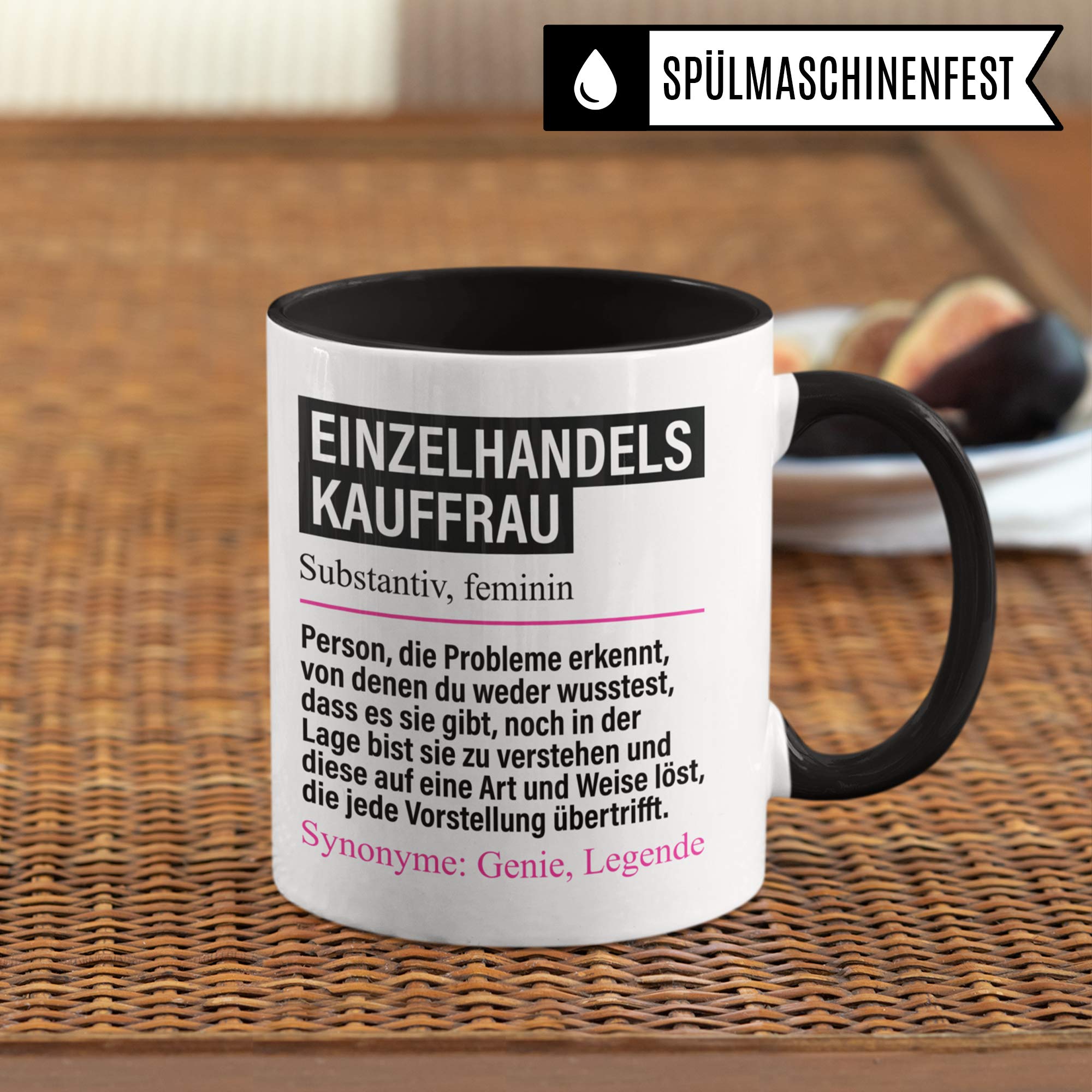 Pagma Druck Tasse Einzelhandelskauffrau lustig, Einzelhandelskauffrau Geschenk, Spruch Kauffrau im Einzelhandel Kaffeebecher Geschenkidee, Kaffeetasse Beruf Ausbildung Teetasse Becher