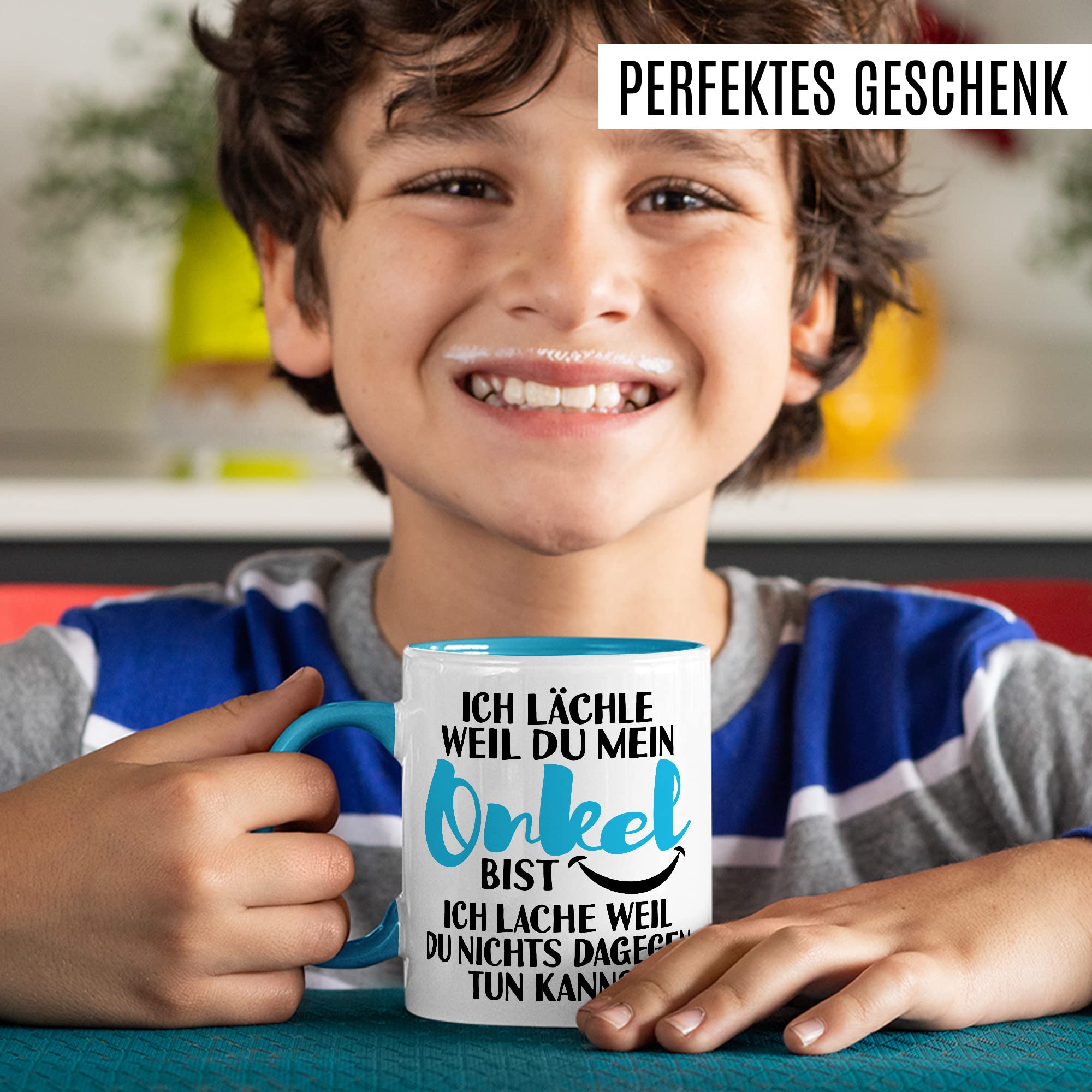 Onkel Tasse Geschenk, Ich lächle weil du mein Onkel bist - Ich lache weil du nichts dagegen tun kannst Geschenkidee Onkel Kaffee-Becher Kaffeetasse Tasse mit Spruch lustig Neffe Familie