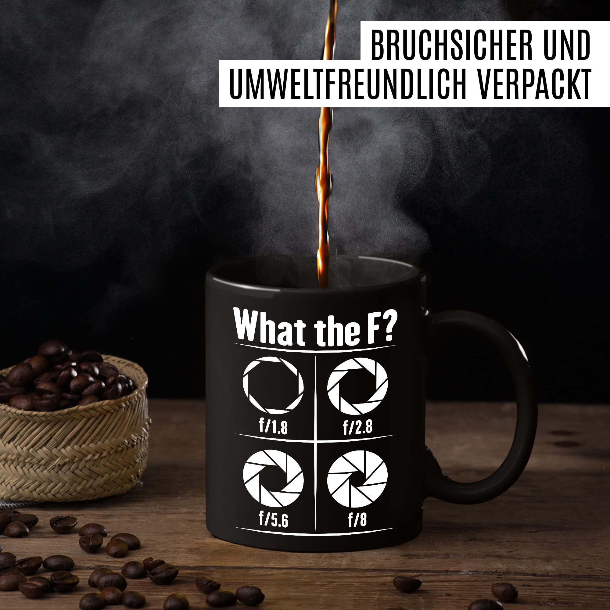 Tasse Kamera Geschenk, What the F? Geschenkidee Fotograf Kaffee-Becher Kaffeetasse Tasse mit Spruch lustig Blende Kameralinse Fotografin Videograf Kamera fotografieren