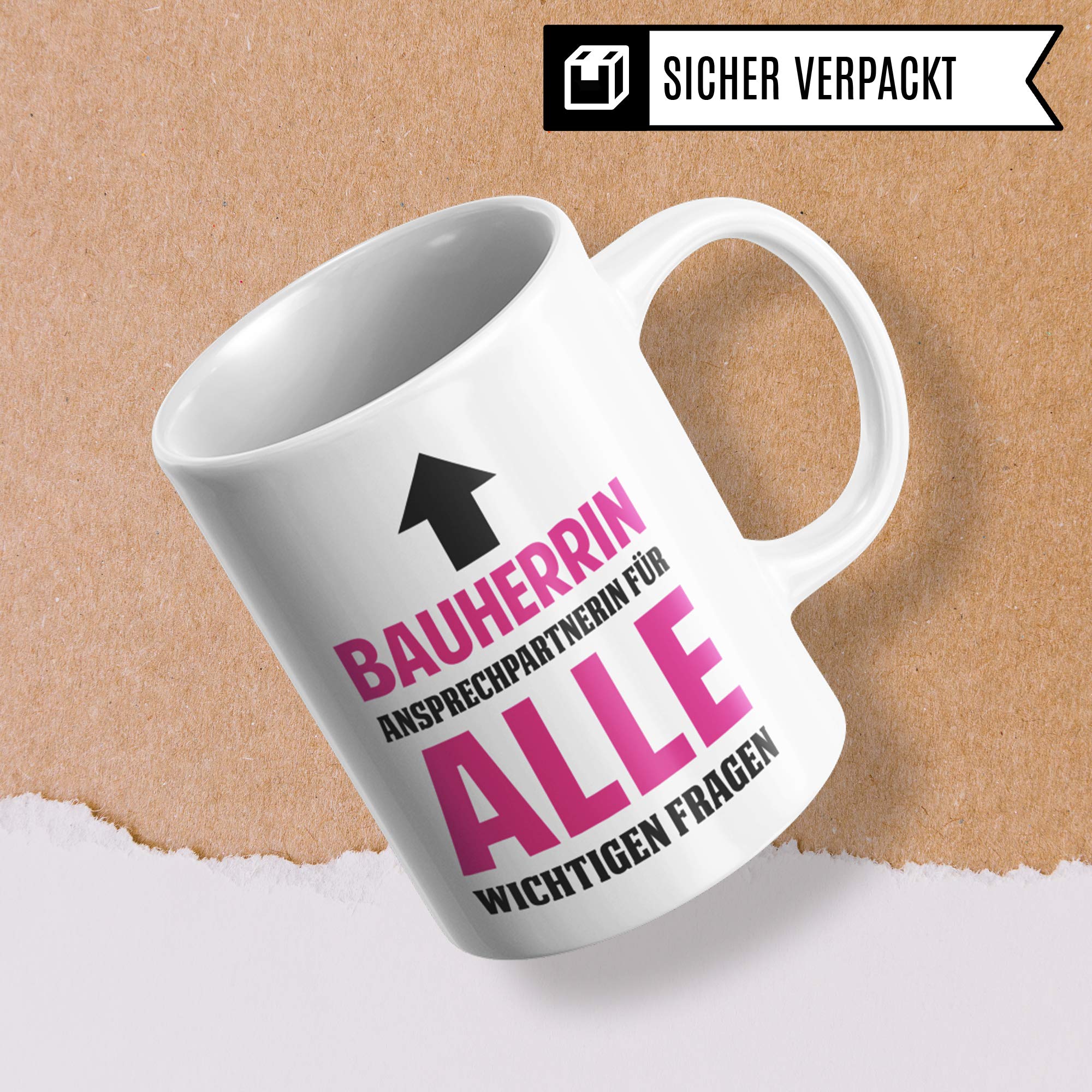 Pagma Druck Bauherrin Tasse, Richtfest Geschenk, Becher Geschenke zum Richtfest, Hausbau Haus Baustelle Geschenkidee, Eigenheim Einweihung Kaffeetasse für Häuslebauer & Hausbauer