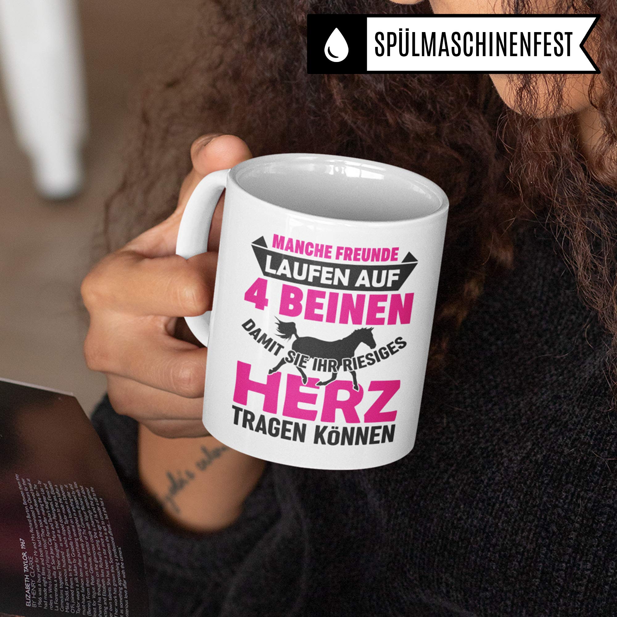 Pagma Druck Tasse Pferde Sprüche Mädchen, Reiterin Becher Pferdemotiv Geschenk, Kaffeetasse Reiter Reitsport Geschenkidee, Reiterhof Kaffeebecher (Weiß/Weiß)