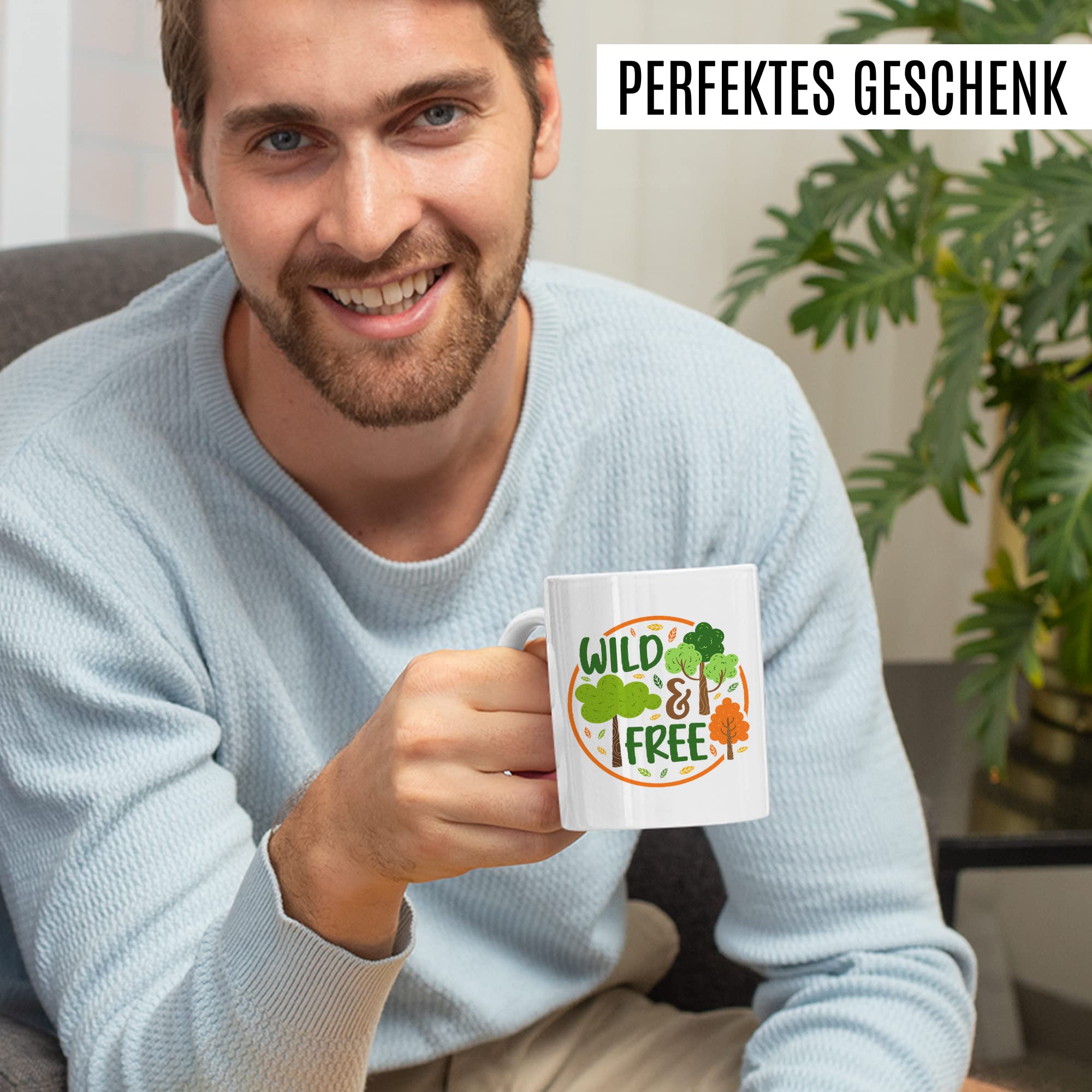 Wild & Free Becher Tasse Wohnmobil Wohnwagen Kaffeetasse Camping Geschenk Camper Kaffee-Becher Geschenkidee Outdoorfans Camperin Zelten Abenteuer Reisen Spruch Campingurlaub