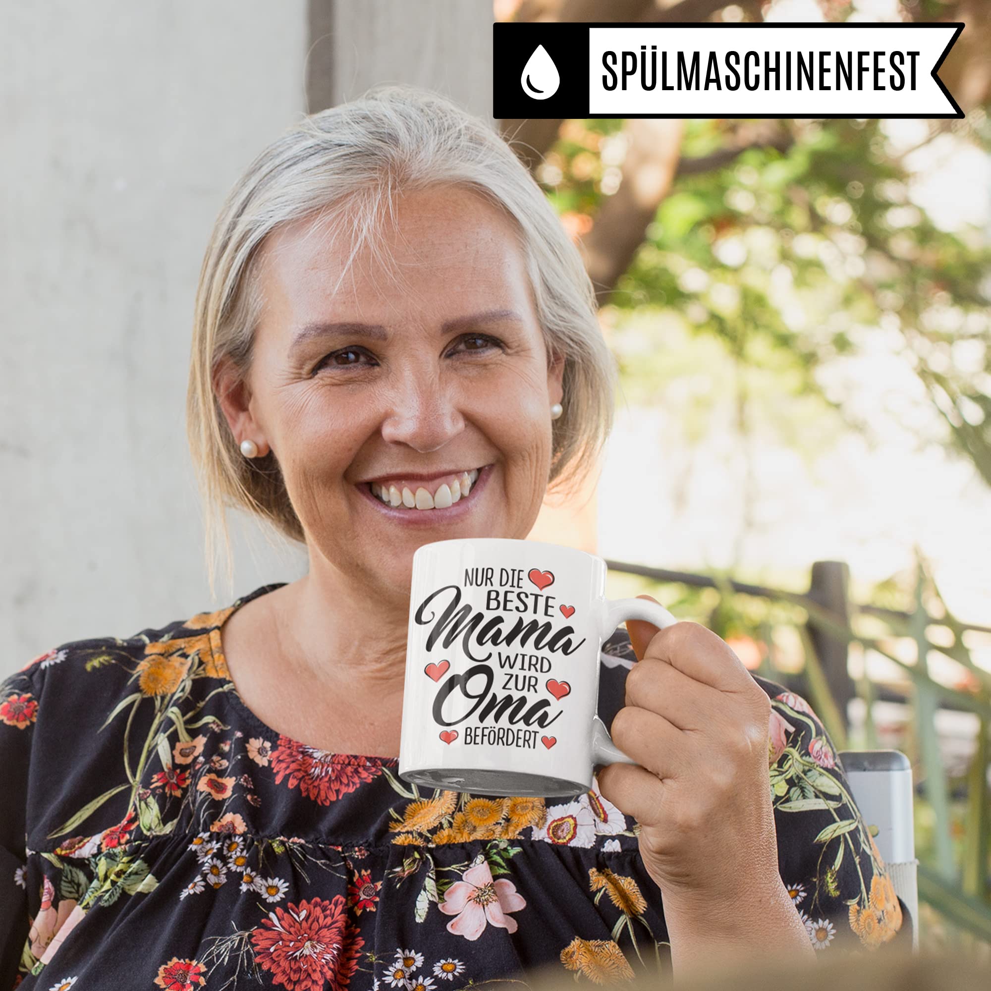 Oma Tasse mit Spruch, Nur die beste Mama wird zur Oma befördert, Geschenk Großmutter, Baby Ankündigung Reveal Geschenkidee Kaffeetasse Enkel