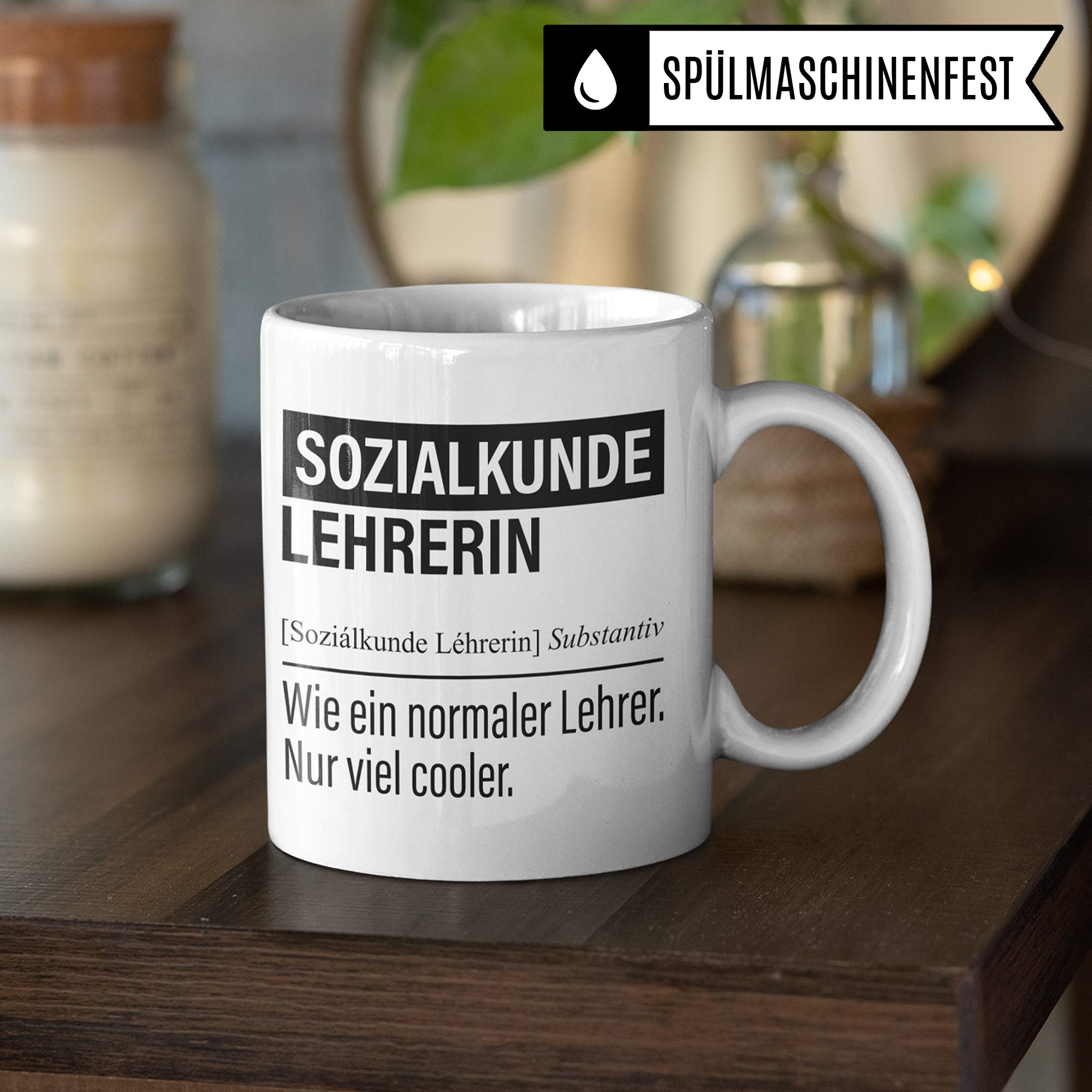 Sozialkundelehrerin Tasse, Geschenk für Sozialkunde Lehrerin, Kaffeetasse Geschenkidee Lehrerin lustig, Kaffeebecher Lehramt Schule Sozialkunde Unterricht Witz