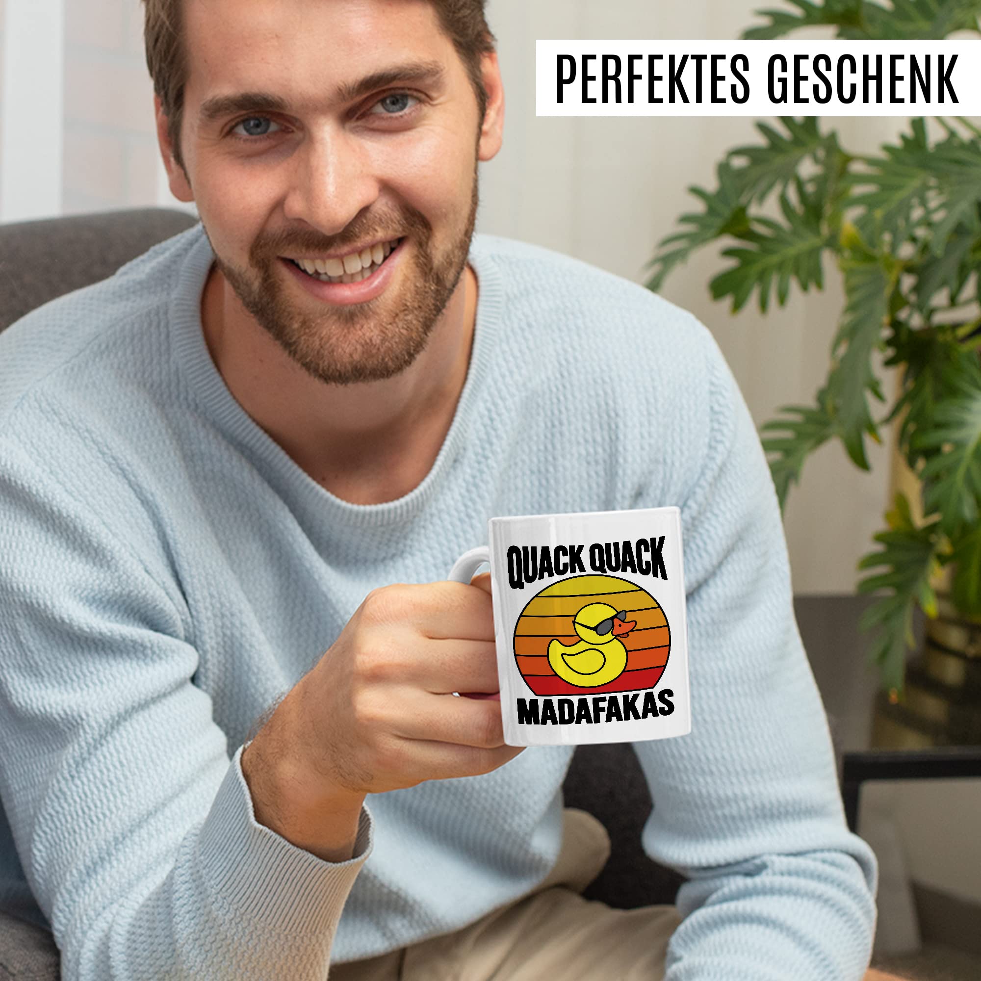 Lustige Tasse mit Spruch Kaffeetasse mit Spruch Kaffee-Becher Gummiente Humor Sarkasmus Teetasse Geschenk Kollegin Büro Geschenkidee Retro-Style Witz Quack Quack Madafakas