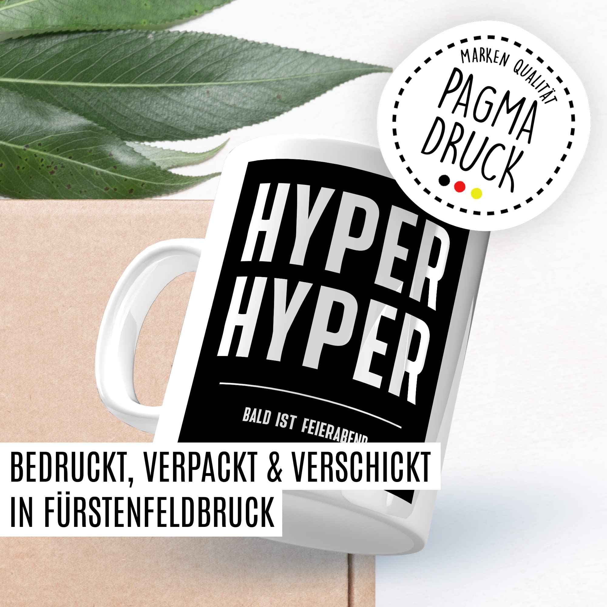 HYPER HYPER Tasse mit Spruch bald ist Feierabend Kaffeetasse lustig 90er Rave Kaffee-Becher Arbeit lustig Geschenkidee Kollegen Humor Scooter Büro Tasse Witz Geschenk Kollegin Kollege