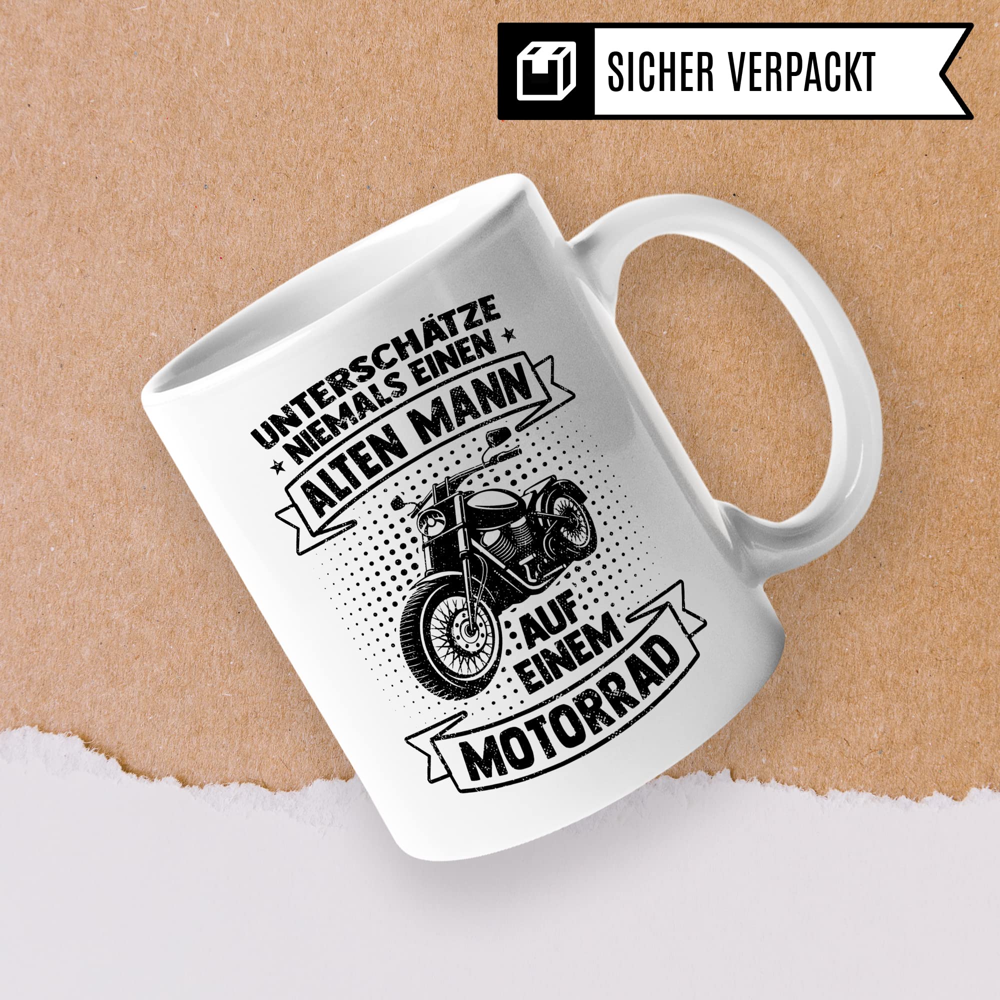 Motorrad Tasse, Unterschätze niemals einen alten Mann auf einem Motorrad, Biker Geschenk Spruch lustig Motiv Geschenkidee Kaffeetasse Motorradfahrer Männer Kaffeebecher